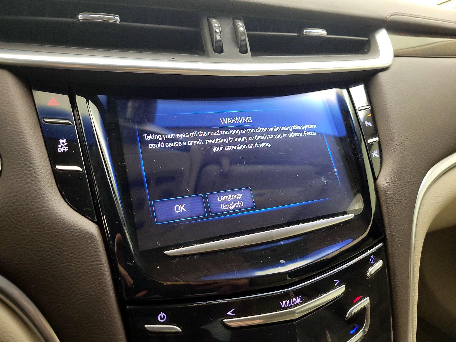 Thumbnail: 2016 Cadillac XTS - 15