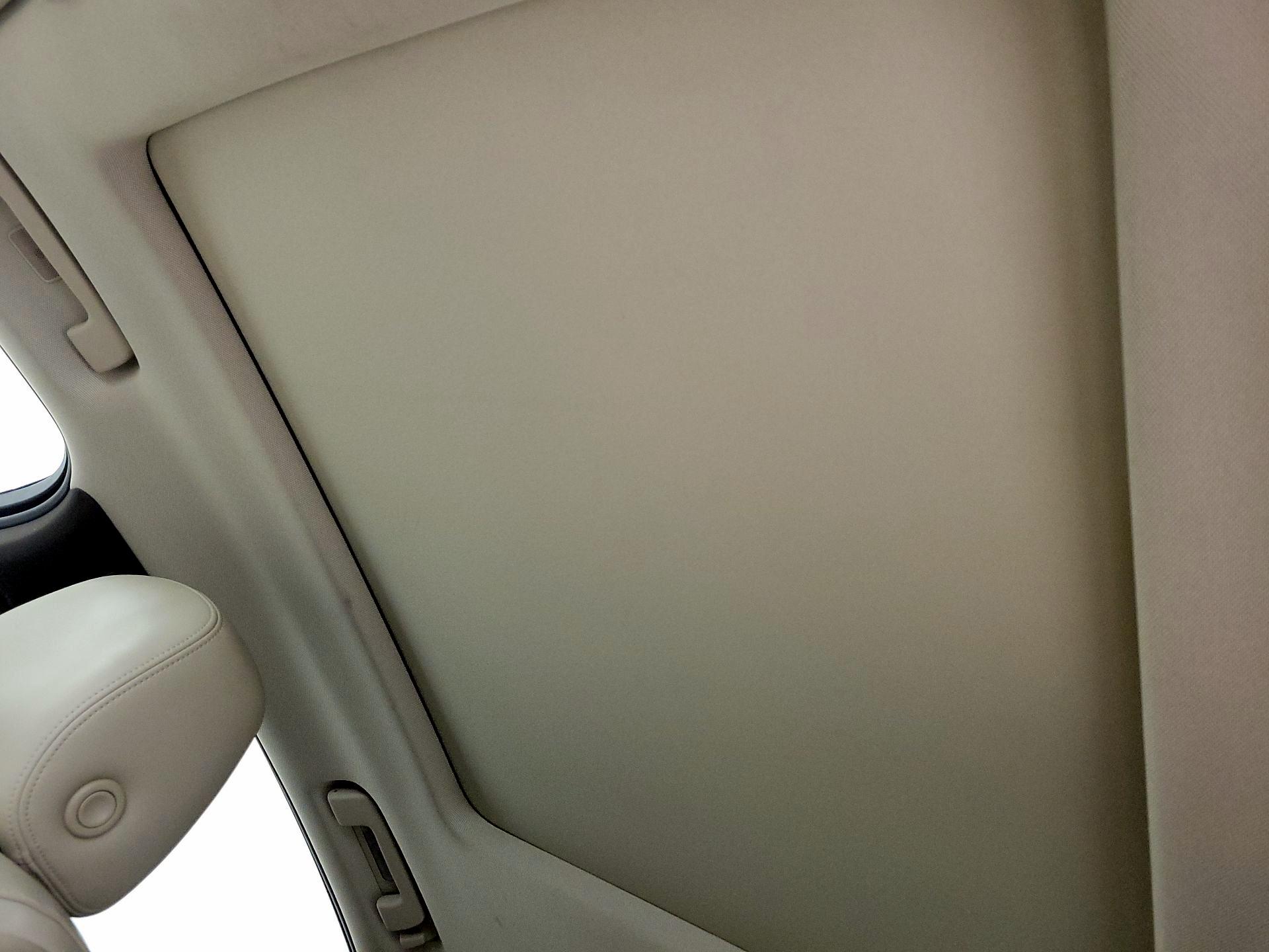 Thumbnail: 2016 Cadillac XTS - 18
