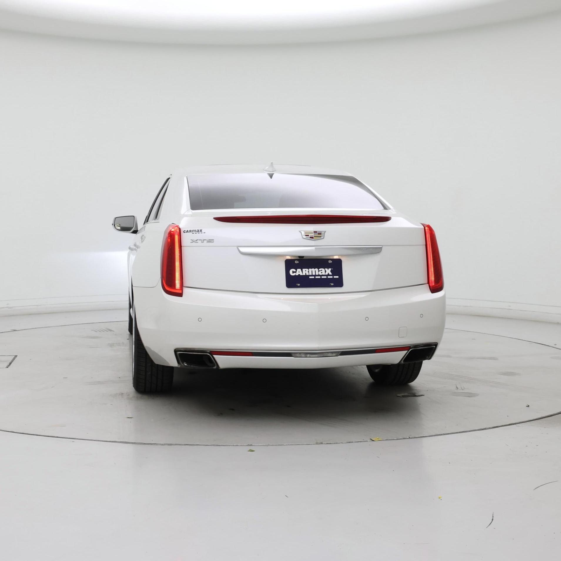 Thumbnail: 2016 Cadillac XTS - 6