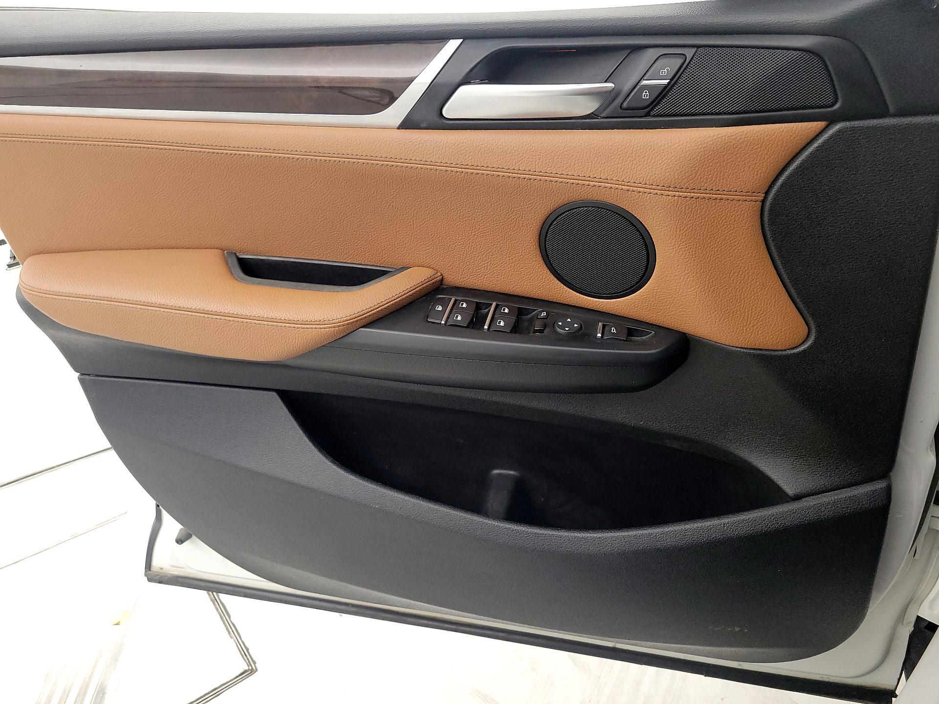 Thumbnail: 2017 BMW X3 - 12