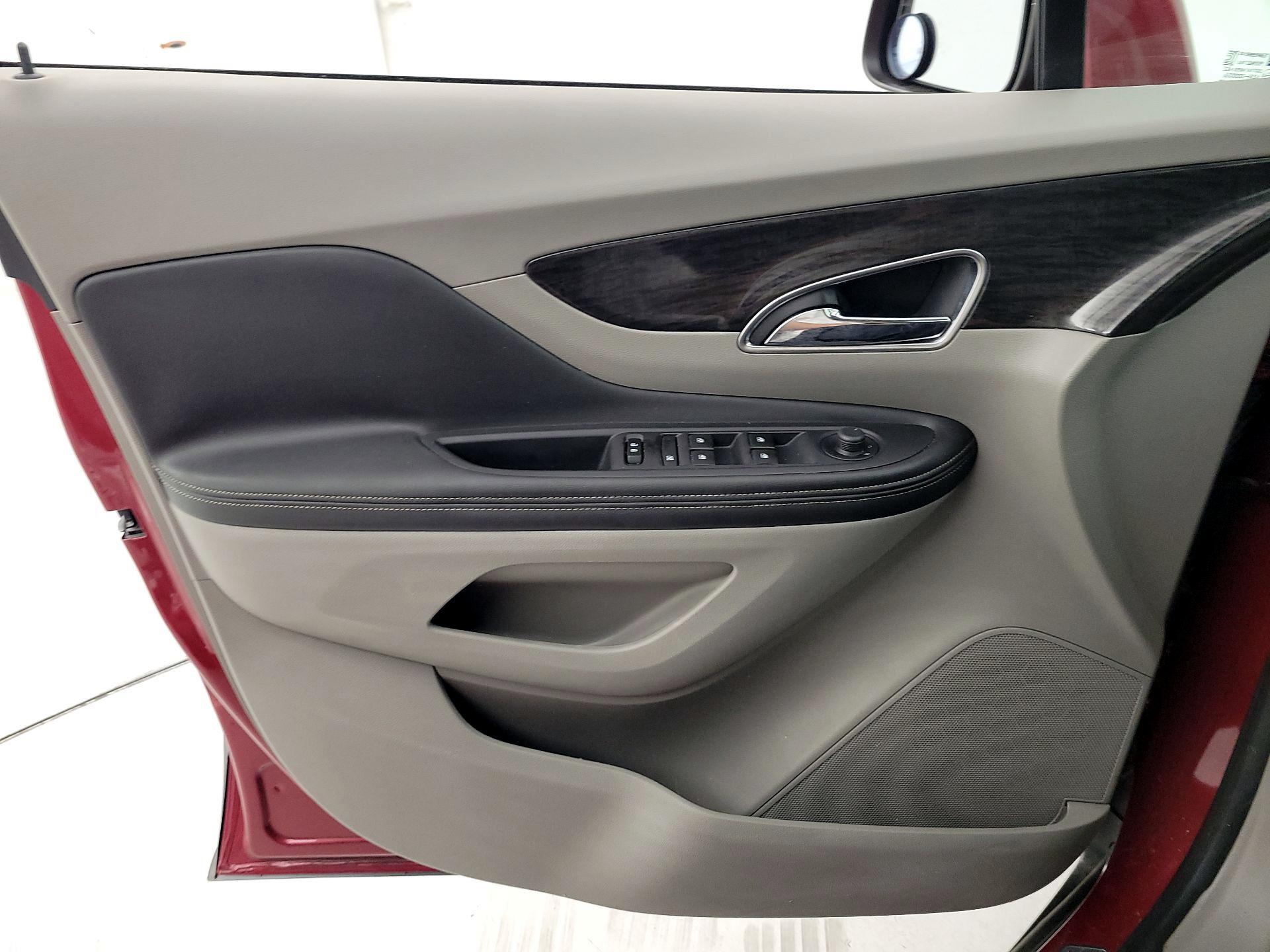 Thumbnail: 2016 Buick Encore - 12