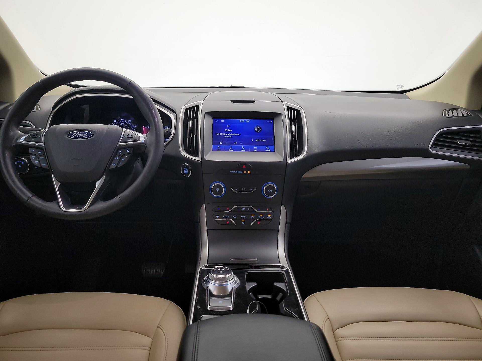 Thumbnail: 2019 Ford Edge - 9