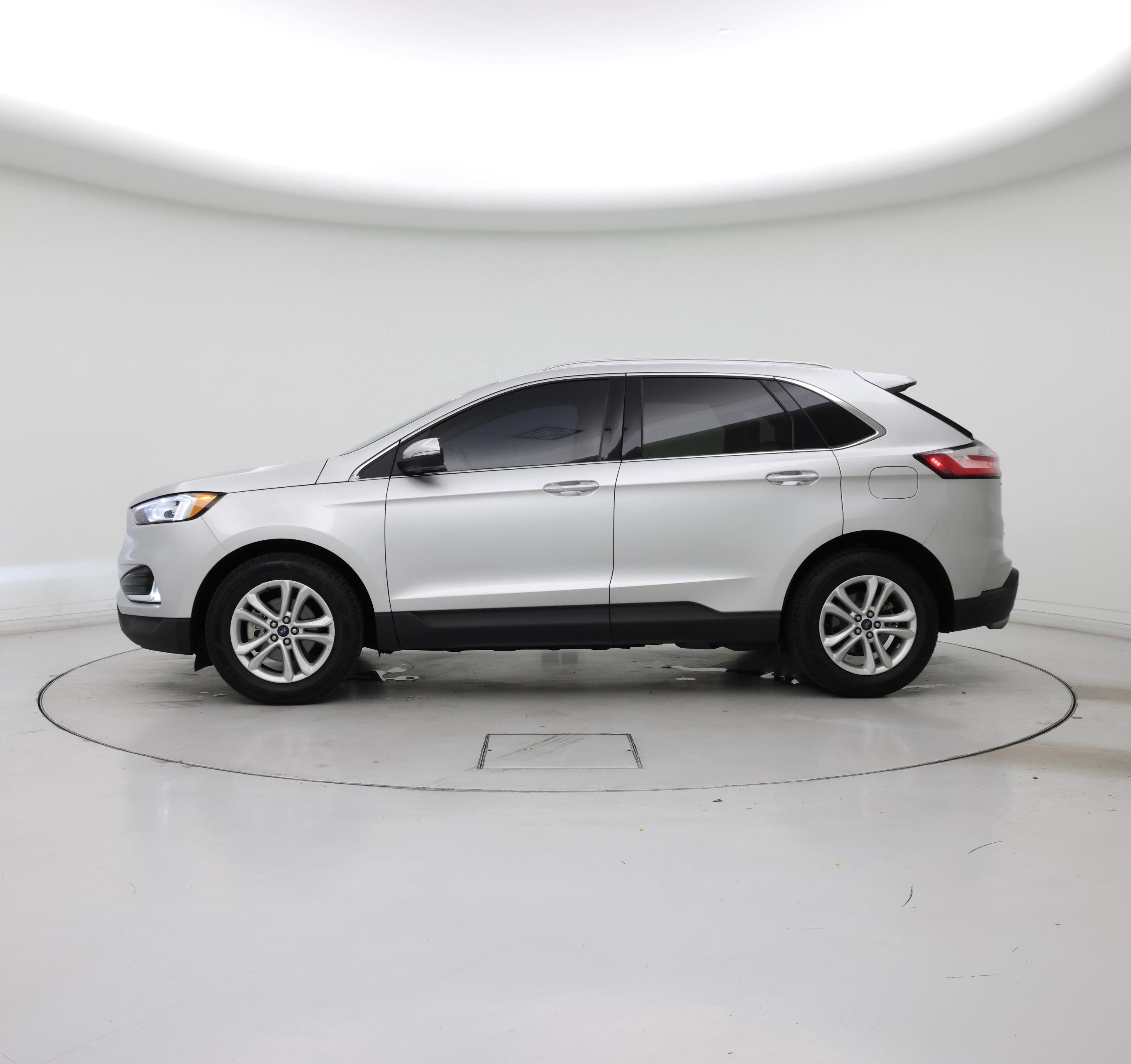 Thumbnail: 2019 Ford Edge - 3