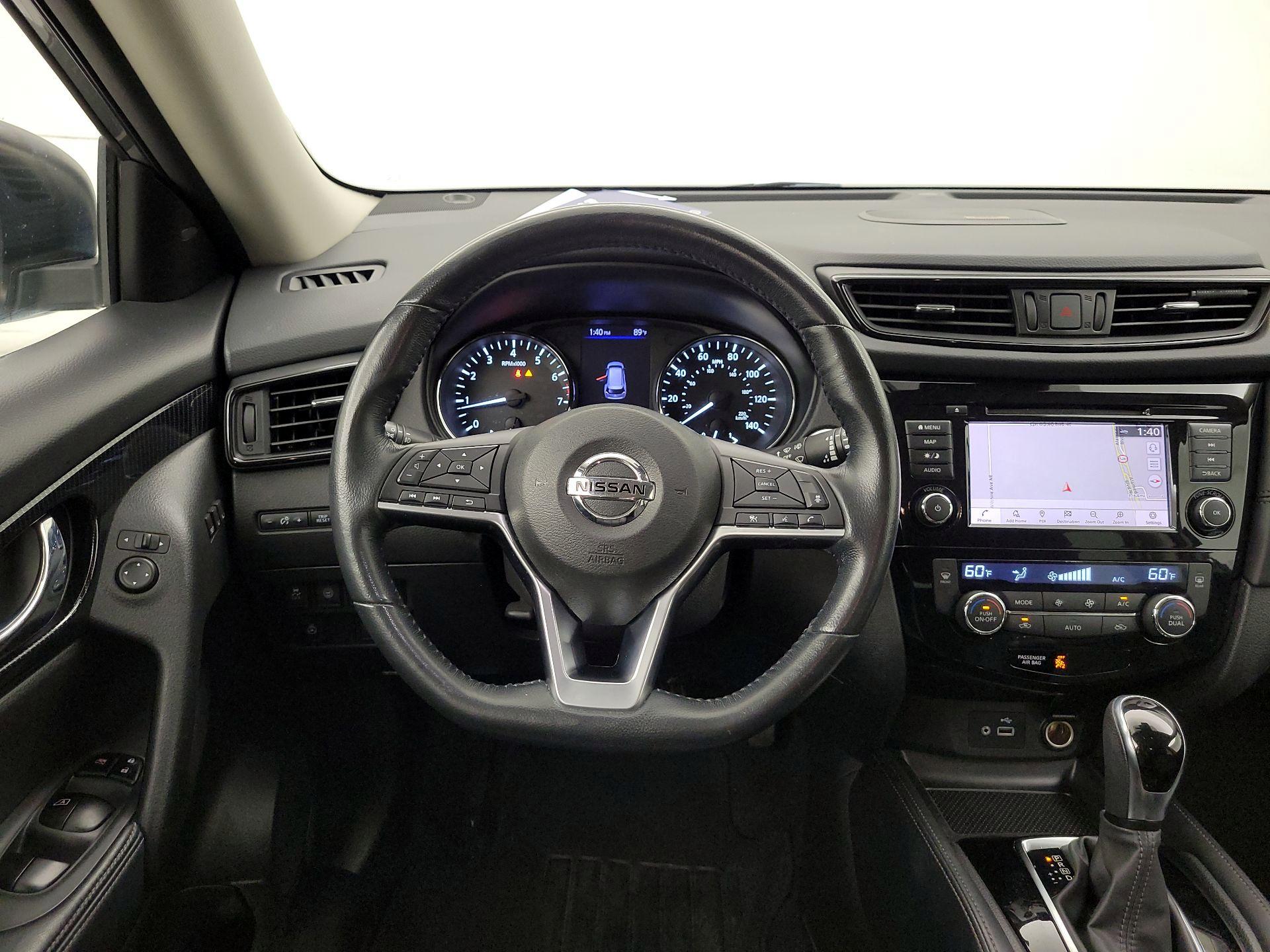 Thumbnail: 2018 Nissan Rogue - 10