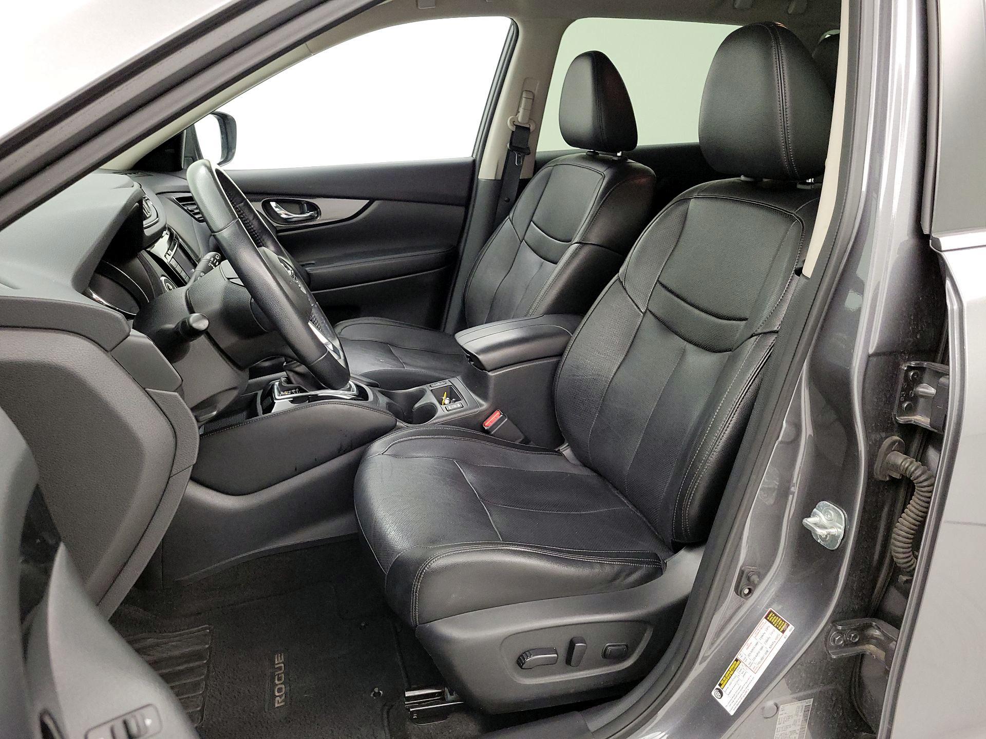 Thumbnail: 2018 Nissan Rogue - 11