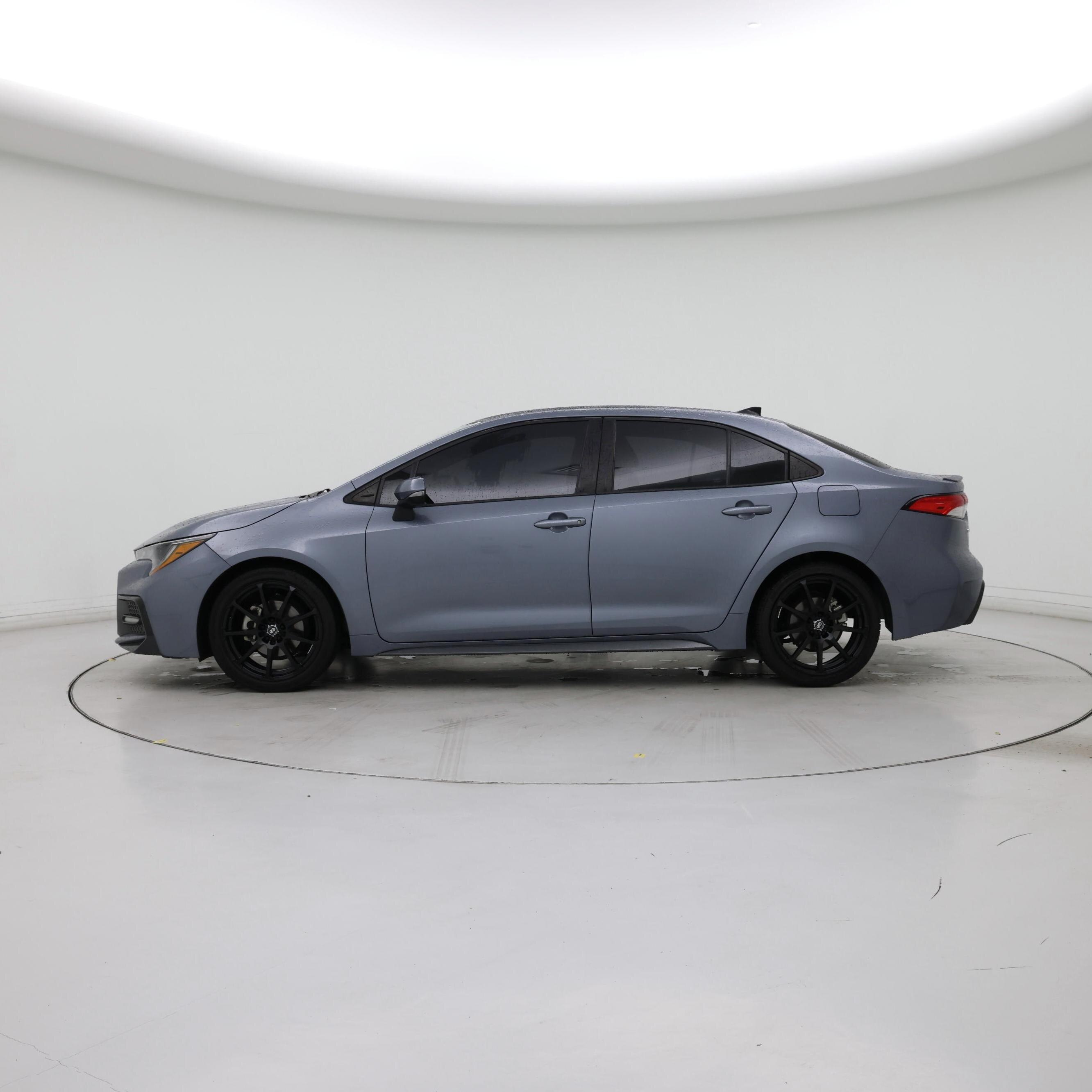 Thumbnail: 2022 Toyota Corolla - 3