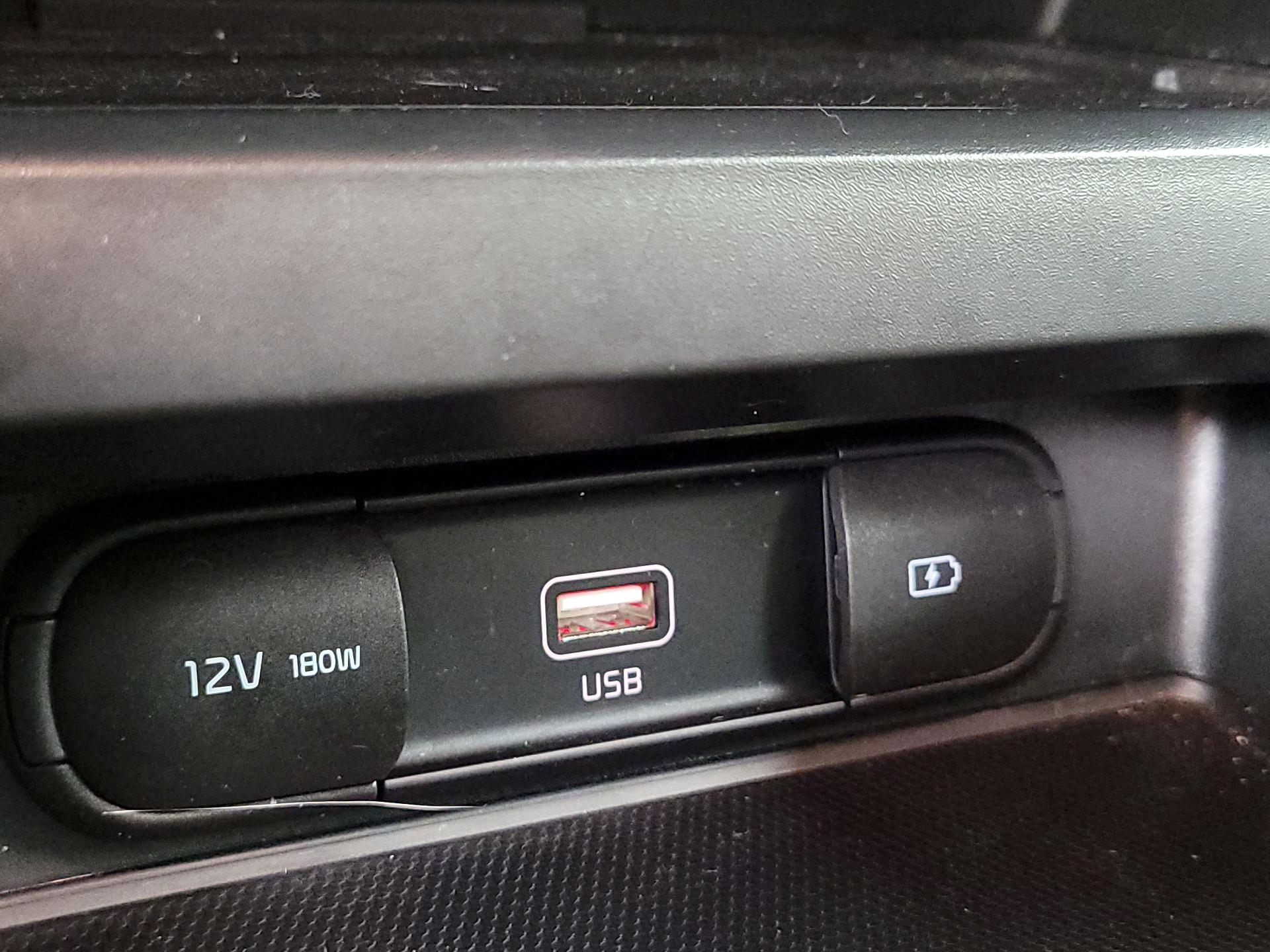 Thumbnail: 2020 Kia Soul - 18