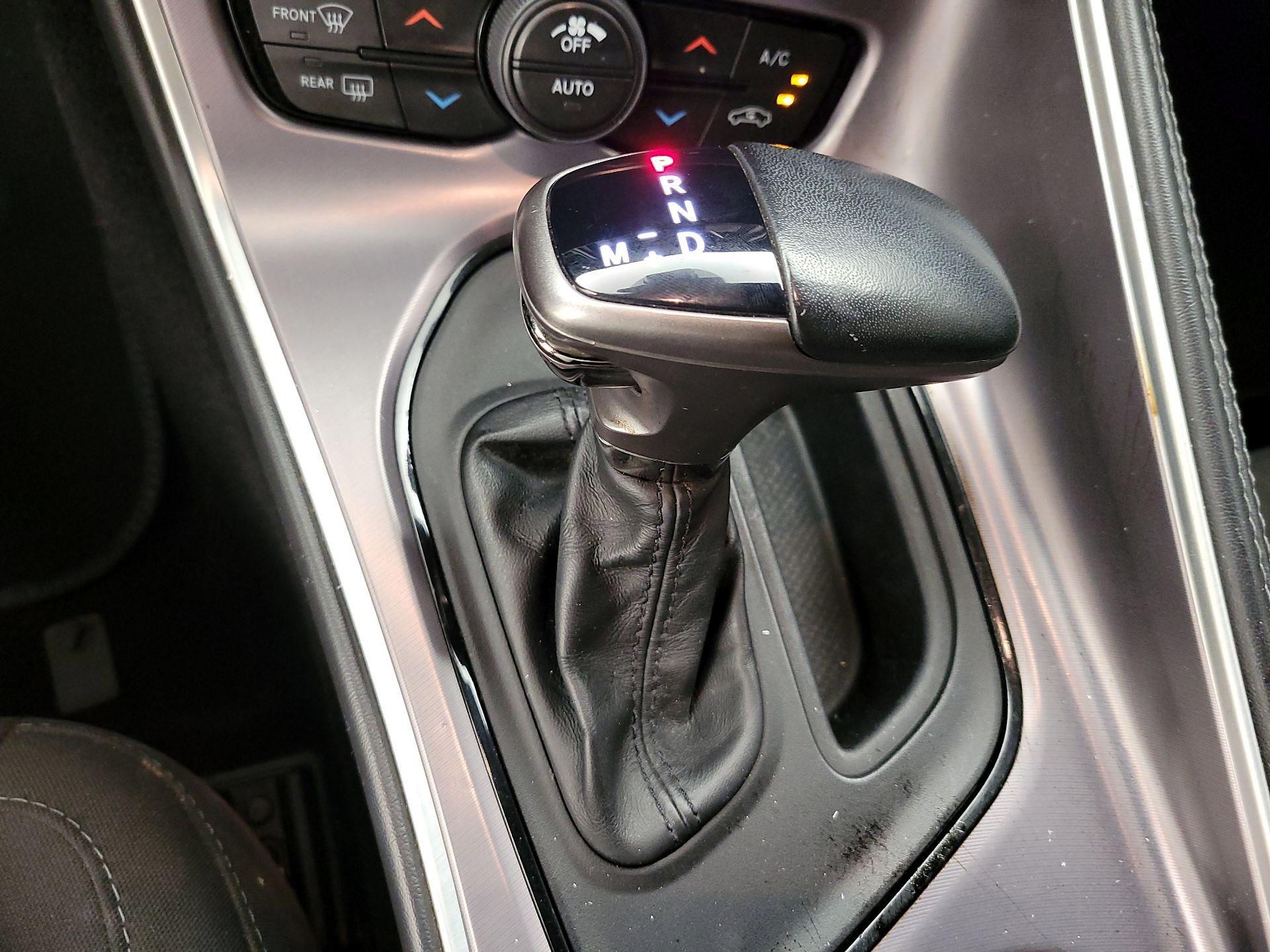 Thumbnail: 2019 Dodge Challenger - 15