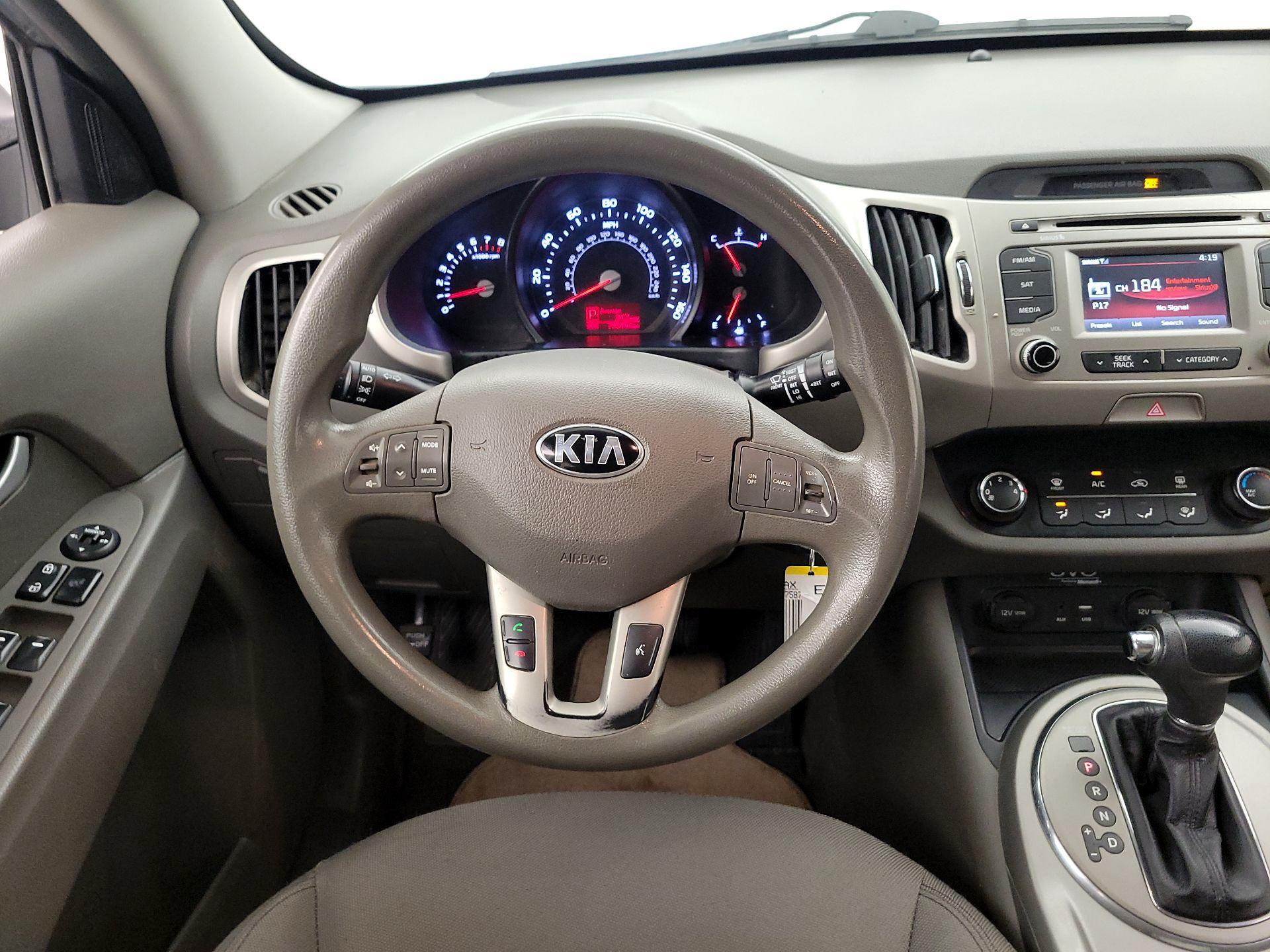 Thumbnail: 2015 Kia Sportage - 10