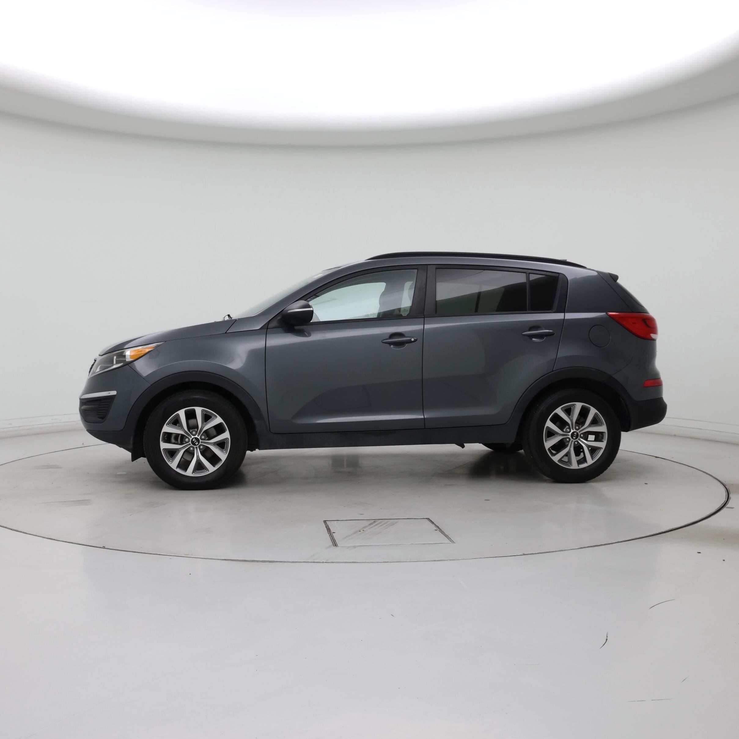 Thumbnail: 2015 Kia Sportage - 3