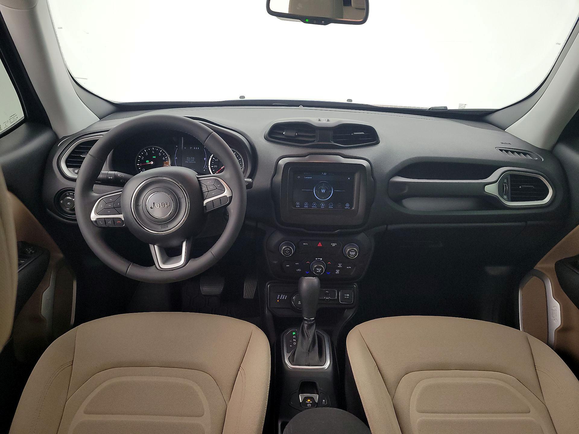 Thumbnail: 2019 Jeep Renegade - 9
