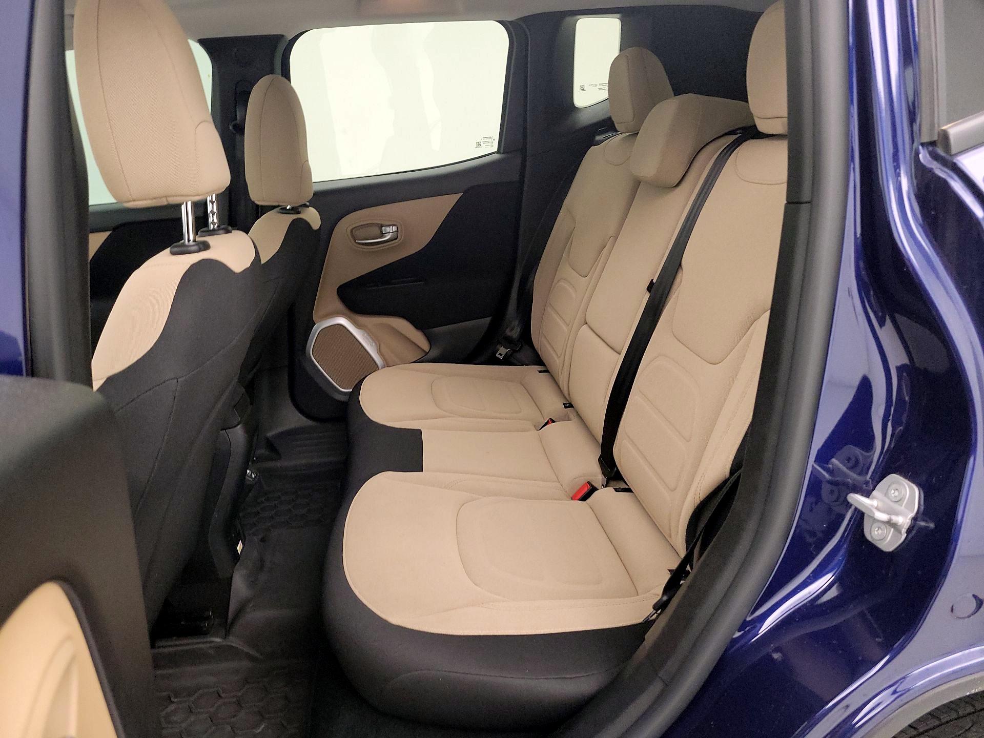 Thumbnail: 2019 Jeep Renegade - 20