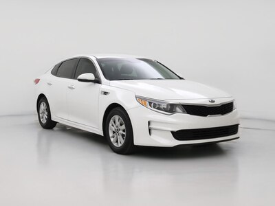 White 2016 Kia Optima LX