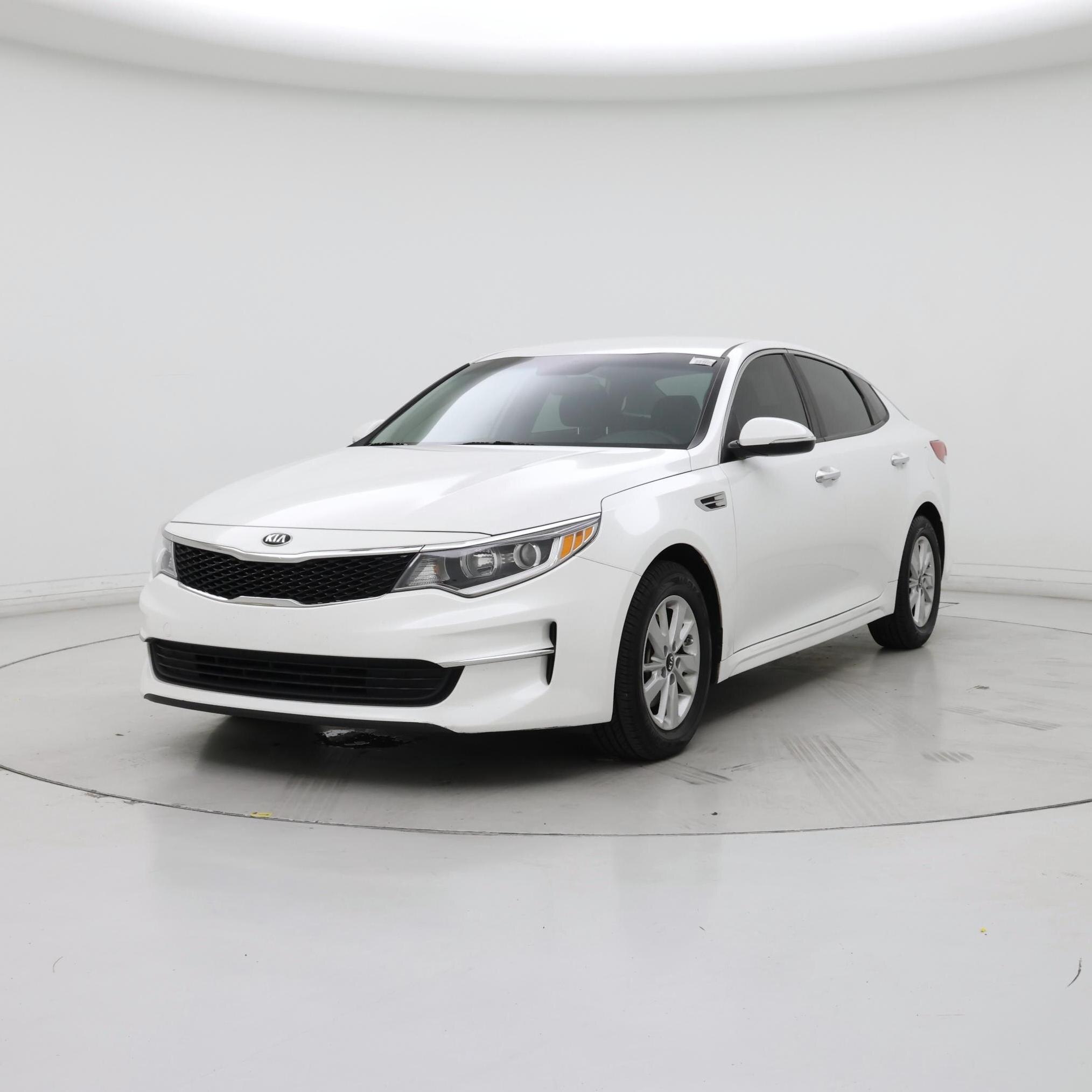 Thumbnail: 2016 Kia Optima - 4