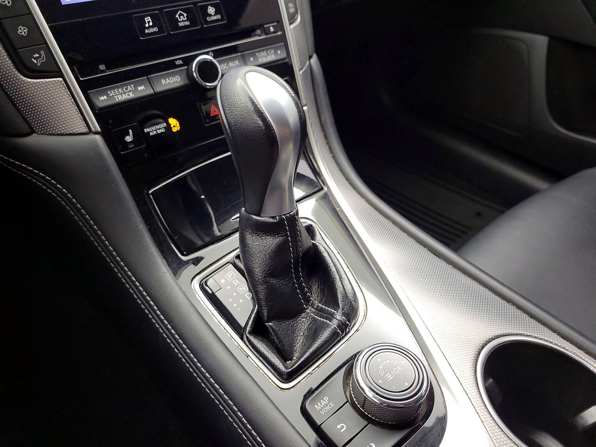 Thumbnail: 2015 INFINITI Q50 - 18