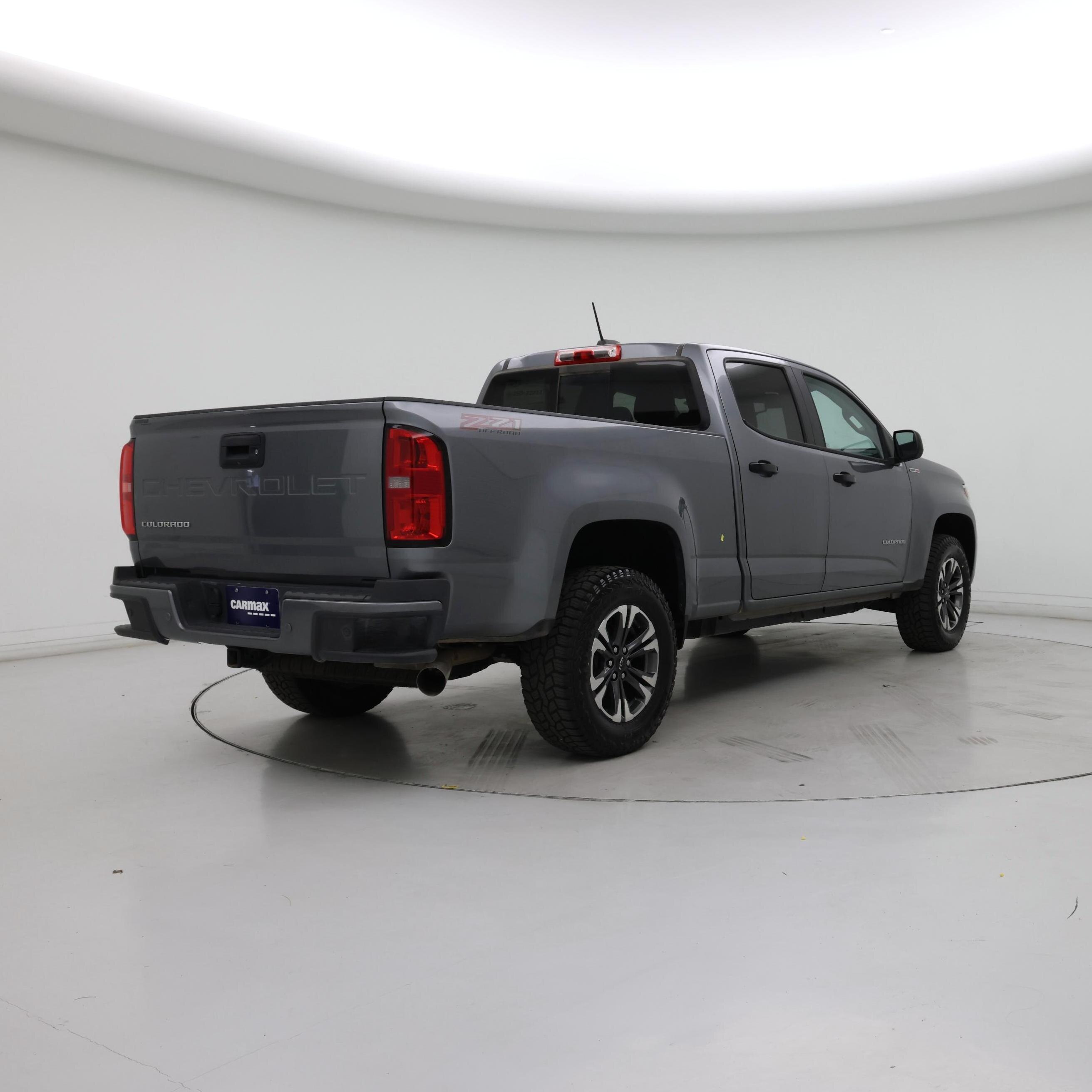 Thumbnail: 2022 Chevrolet Colorado - 8