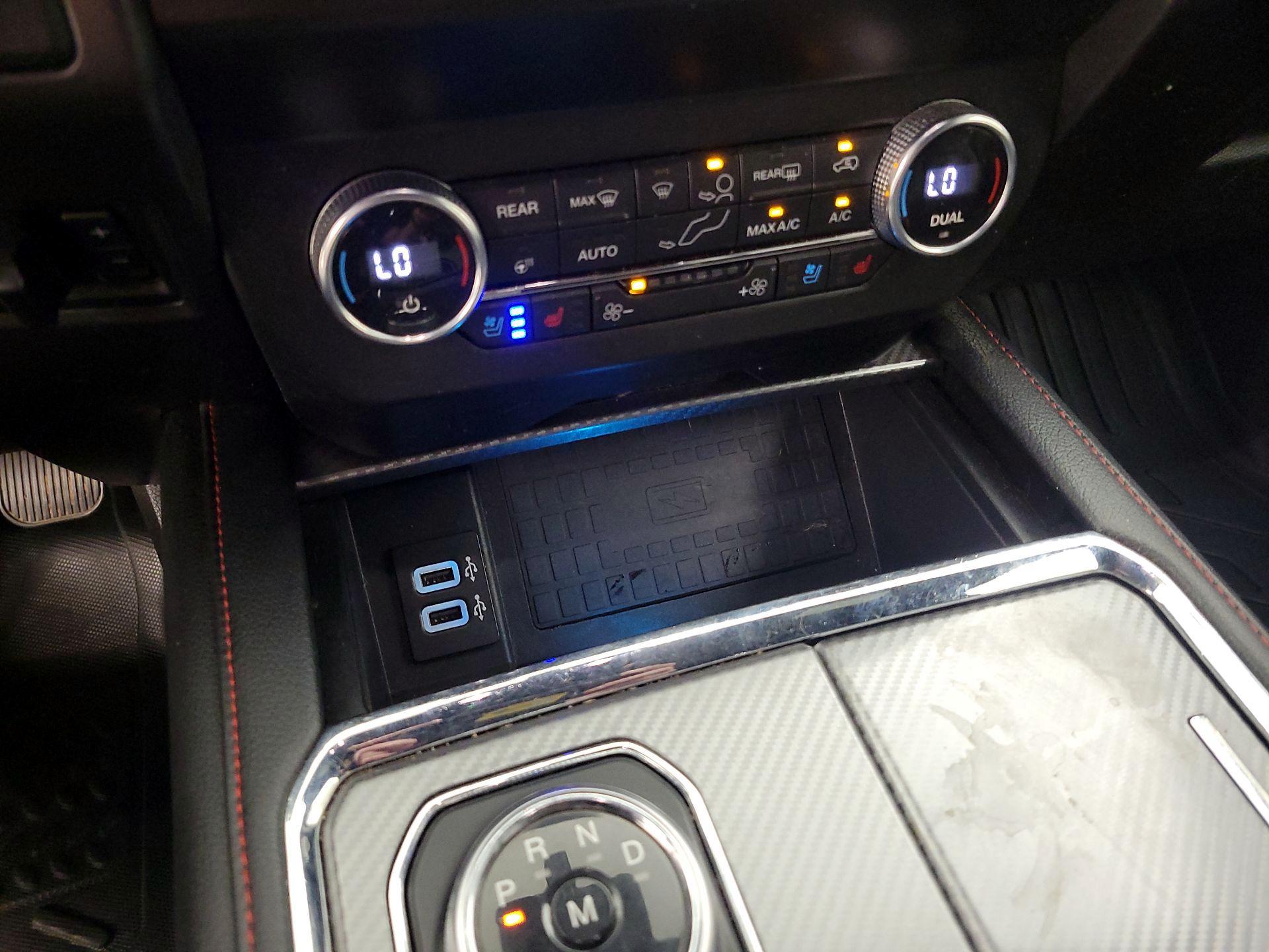 Thumbnail: 2019 Ford Expedition - 14