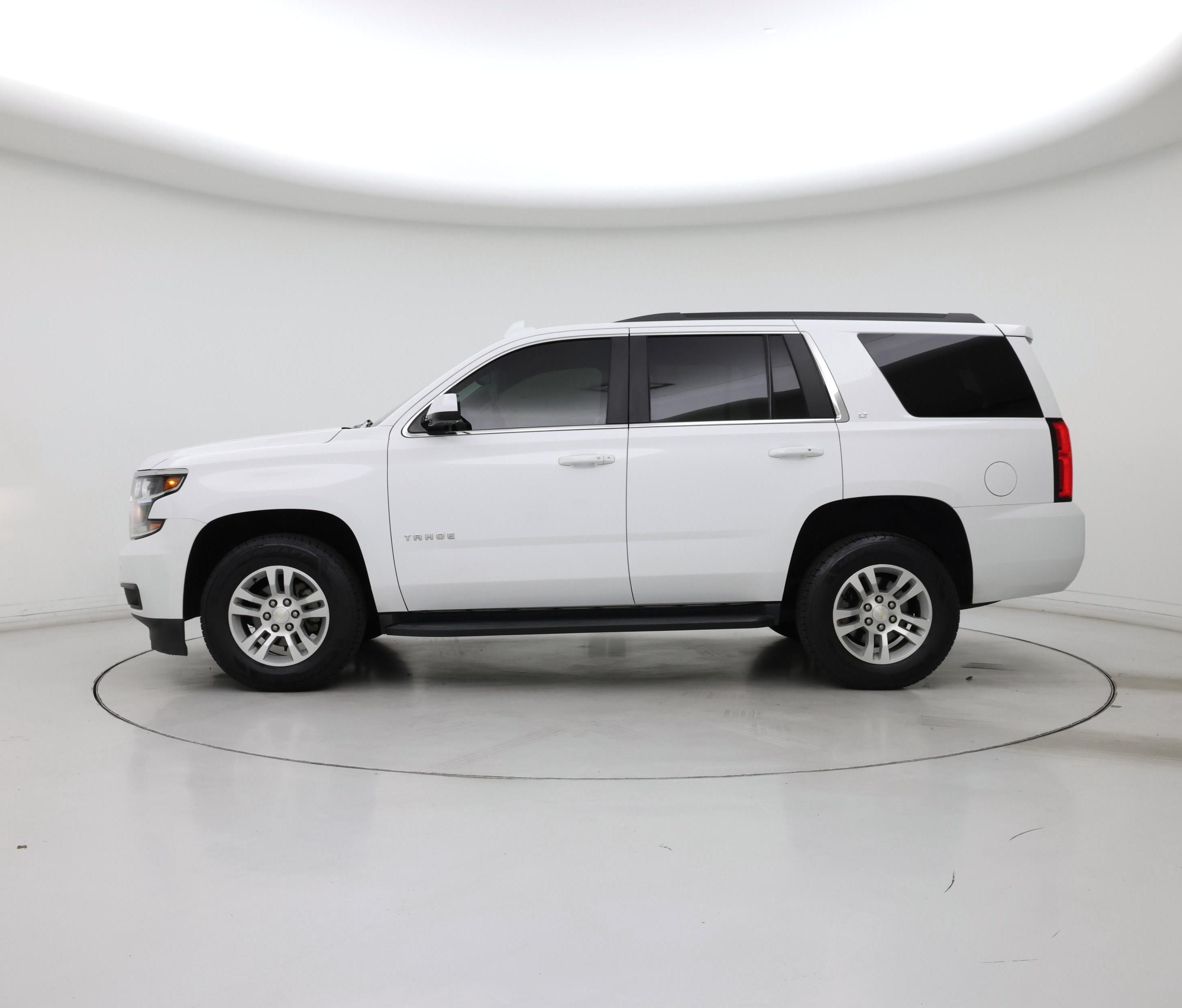 Thumbnail: 2018 Chevrolet Tahoe - 3