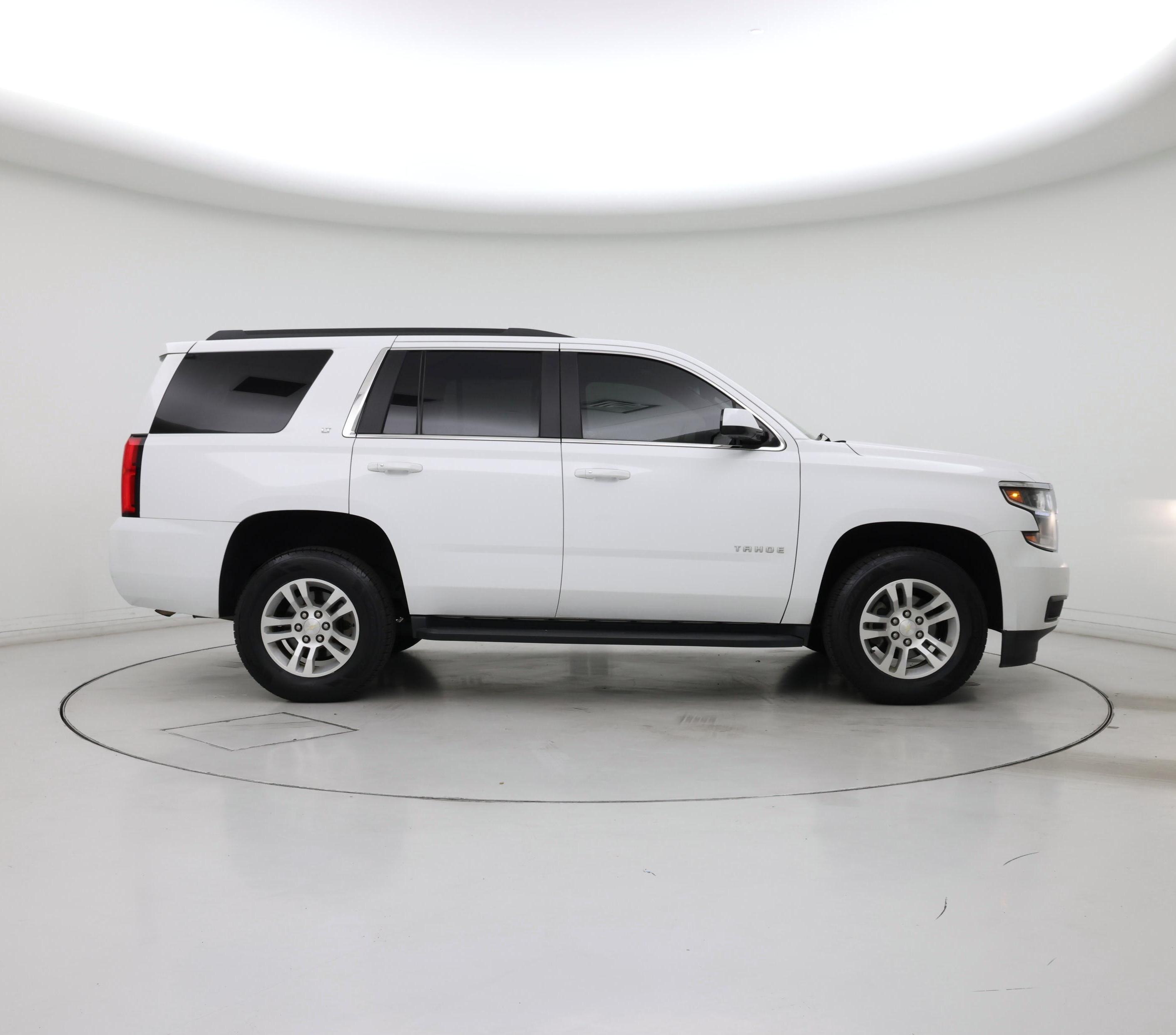 Thumbnail: 2018 Chevrolet Tahoe - 7