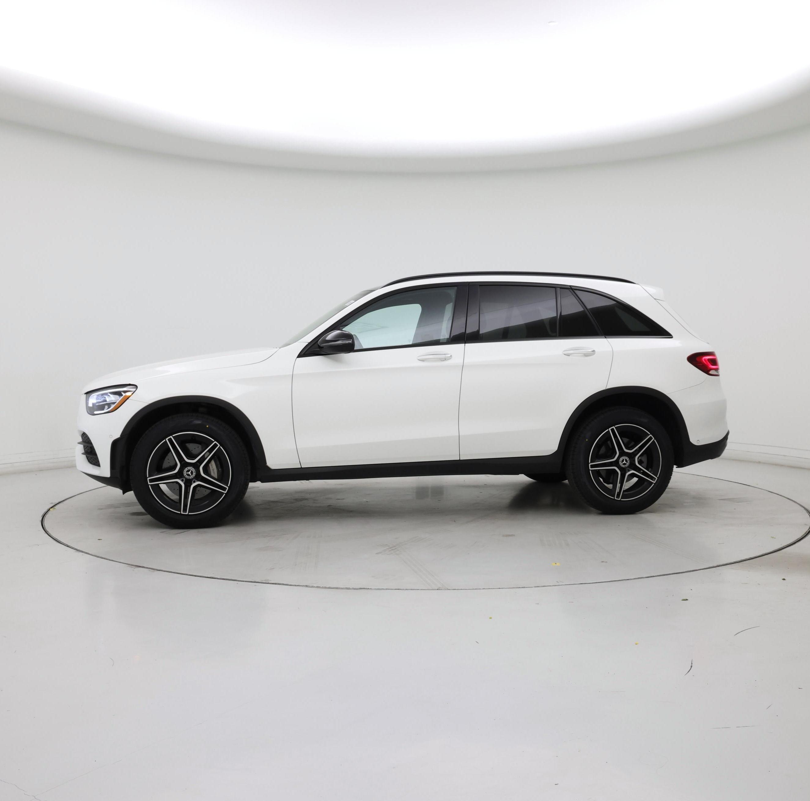 Thumbnail: 2022 Mercedes-Benz GLC - 3