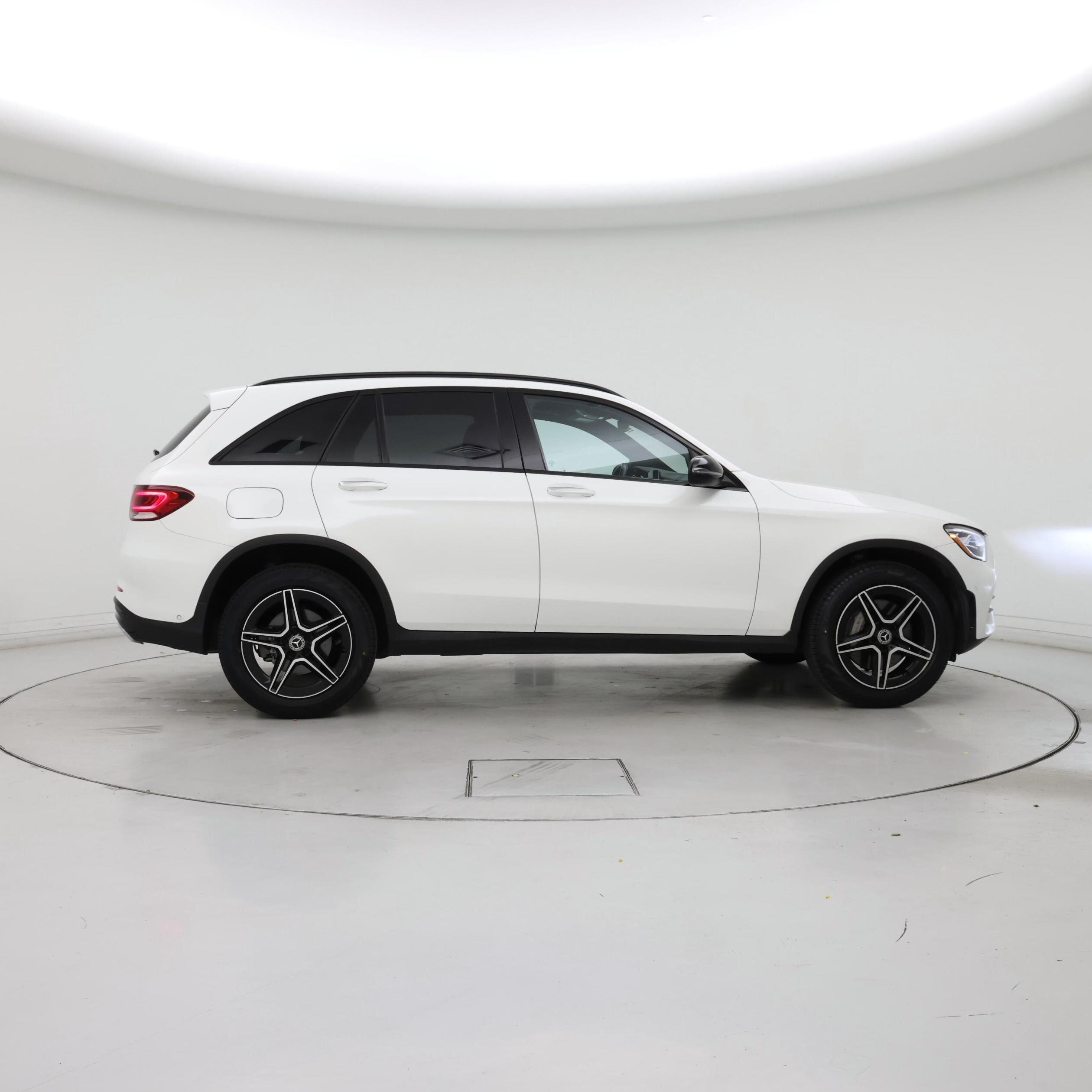 Thumbnail: 2022 Mercedes-Benz GLC - 7