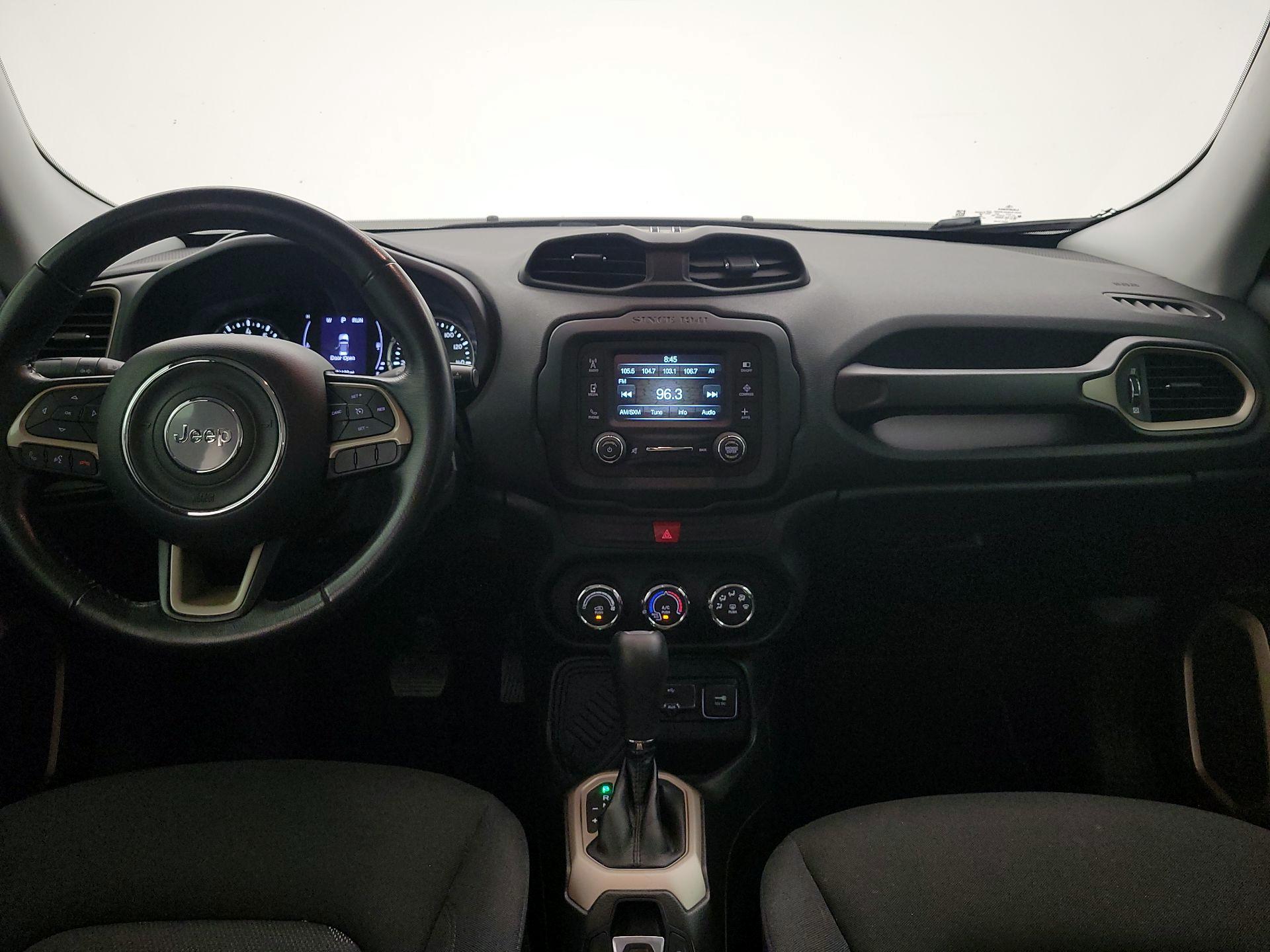 Thumbnail: 2017 Jeep Renegade - 9
