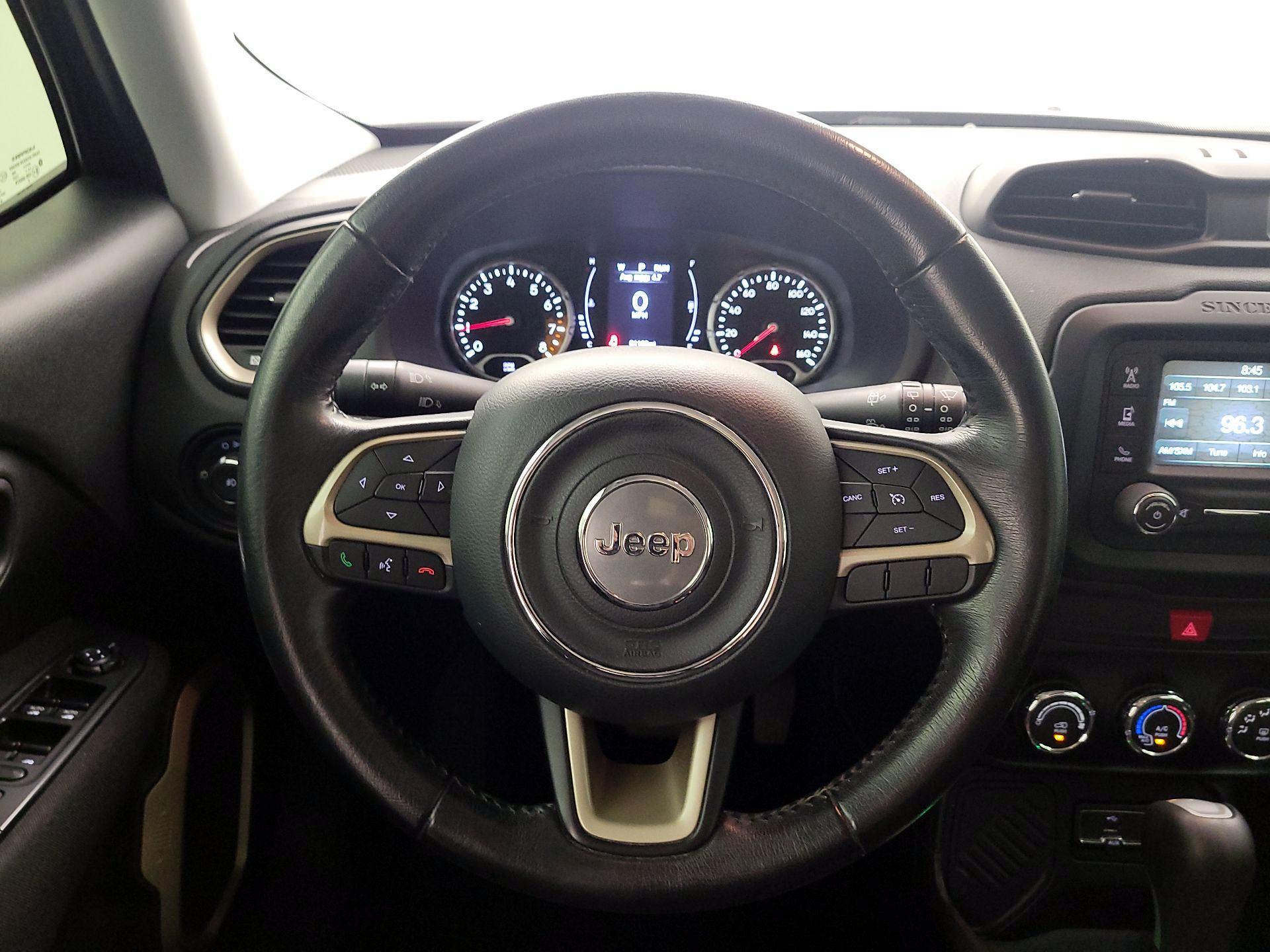 Thumbnail: 2017 Jeep Renegade - 10