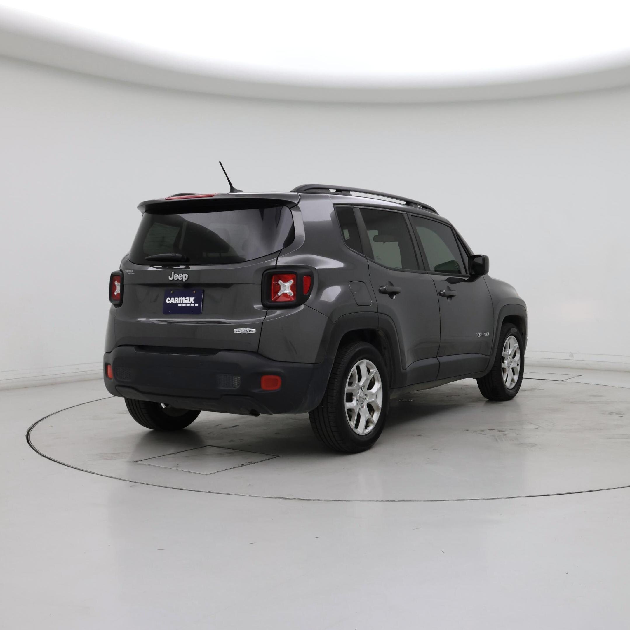 Thumbnail: 2017 Jeep Renegade - 8