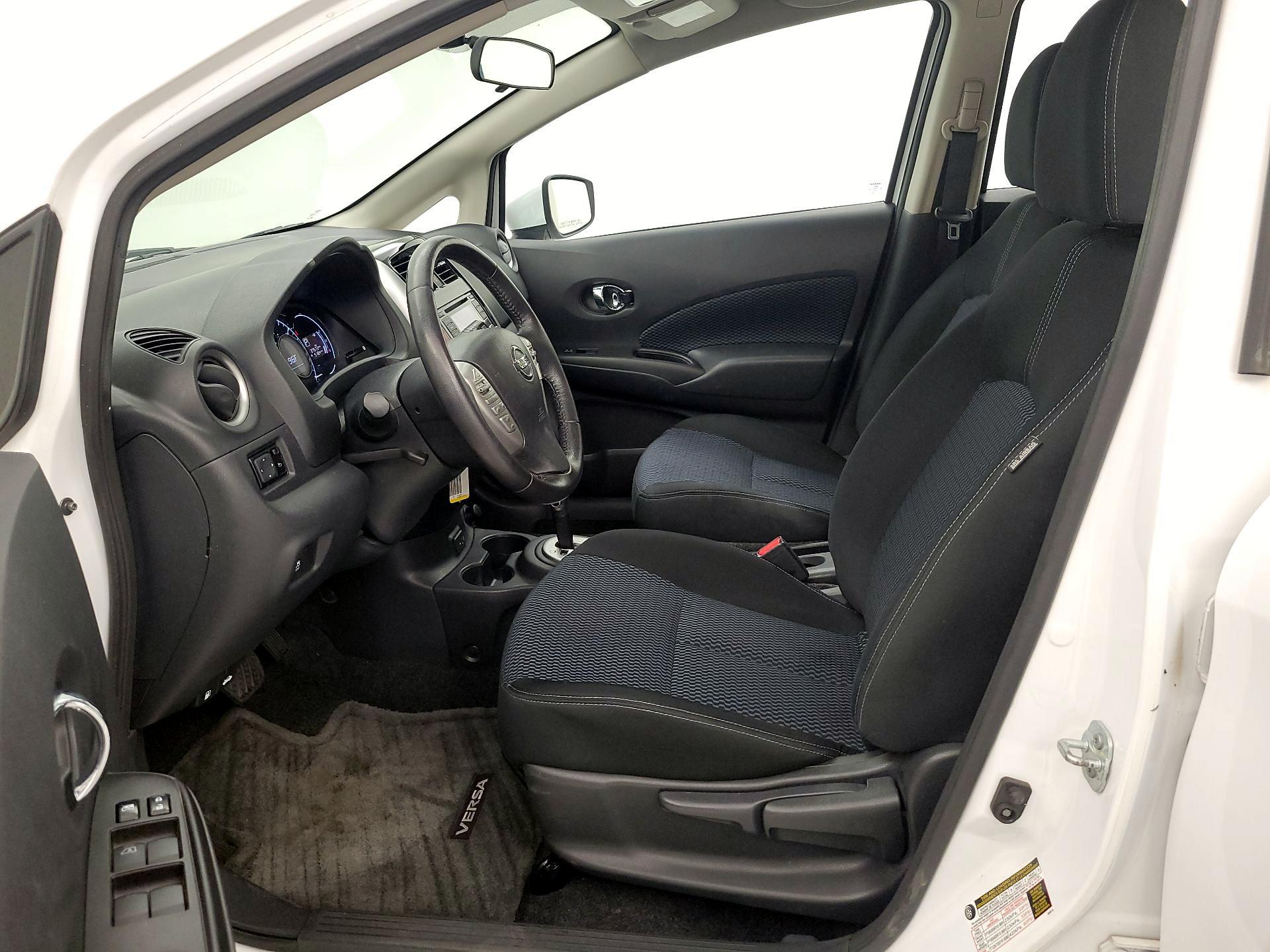Thumbnail: 2017 Nissan Versa Note - 11
