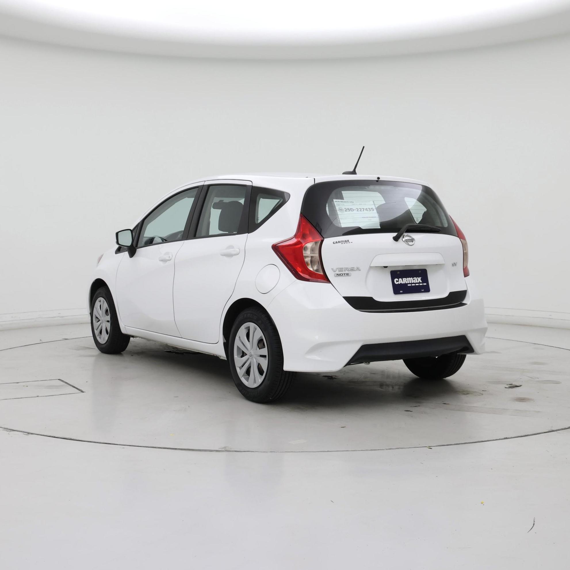 Thumbnail: 2017 Nissan Versa Note - 2
