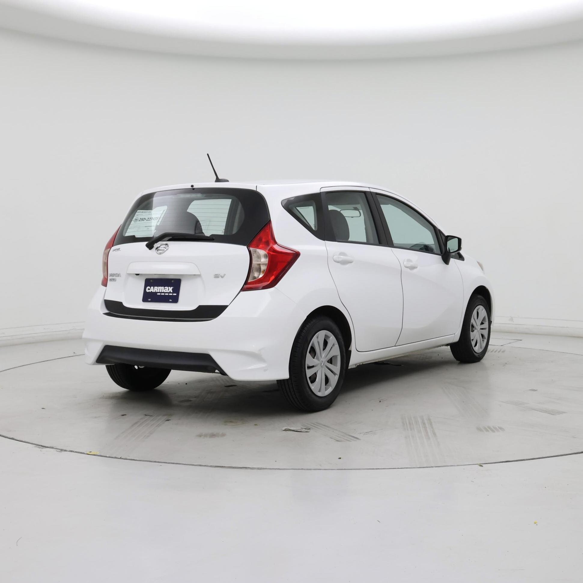 Thumbnail: 2017 Nissan Versa Note - 8