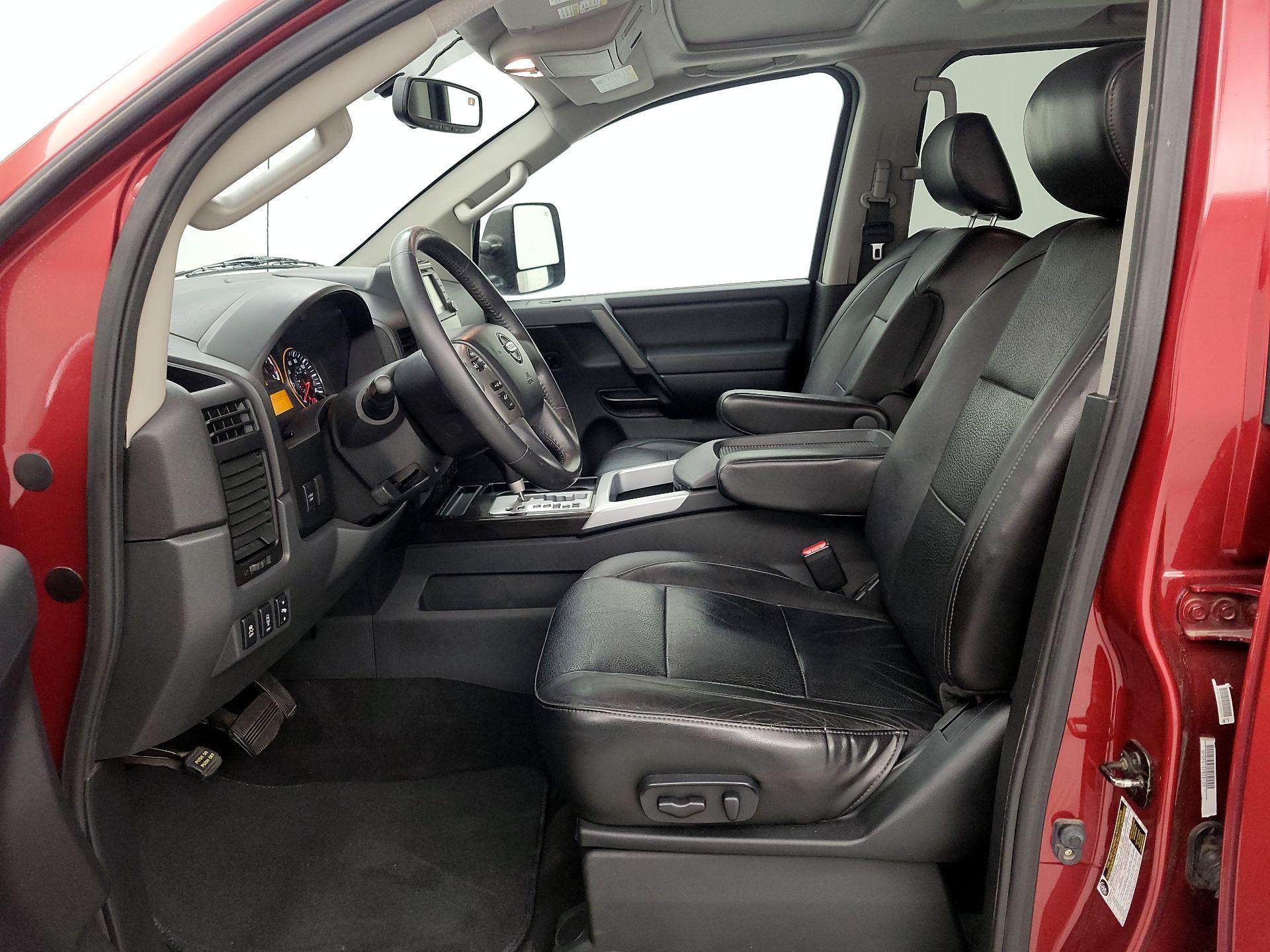 Thumbnail: 2014 Nissan Titan - 11