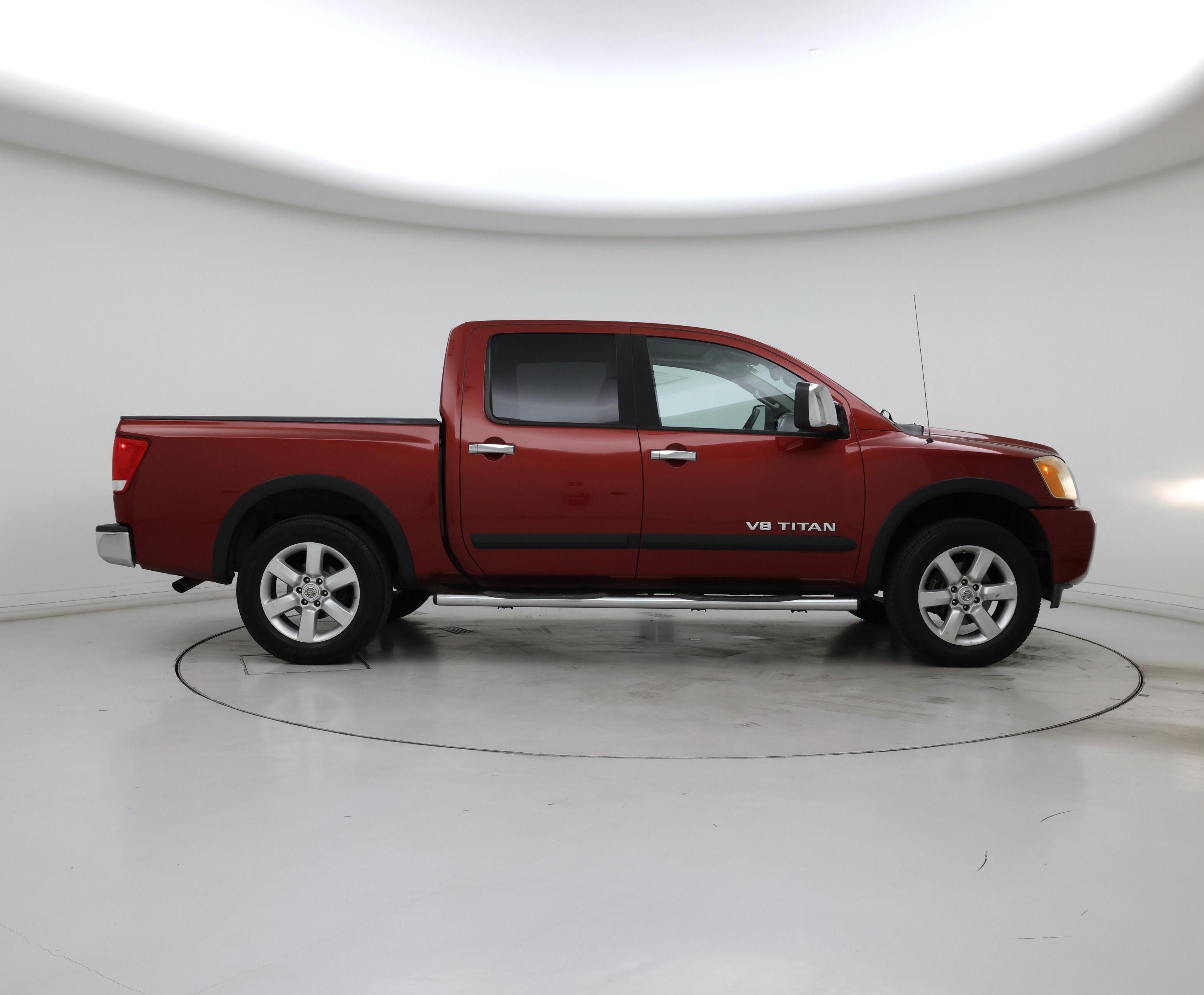 Thumbnail: 2014 Nissan Titan - 7