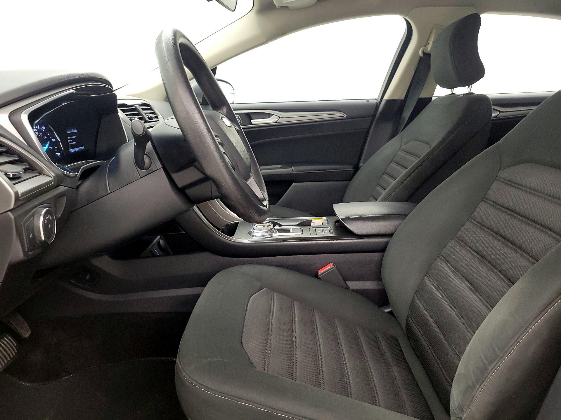Thumbnail: 2018 Ford Fusion - 11
