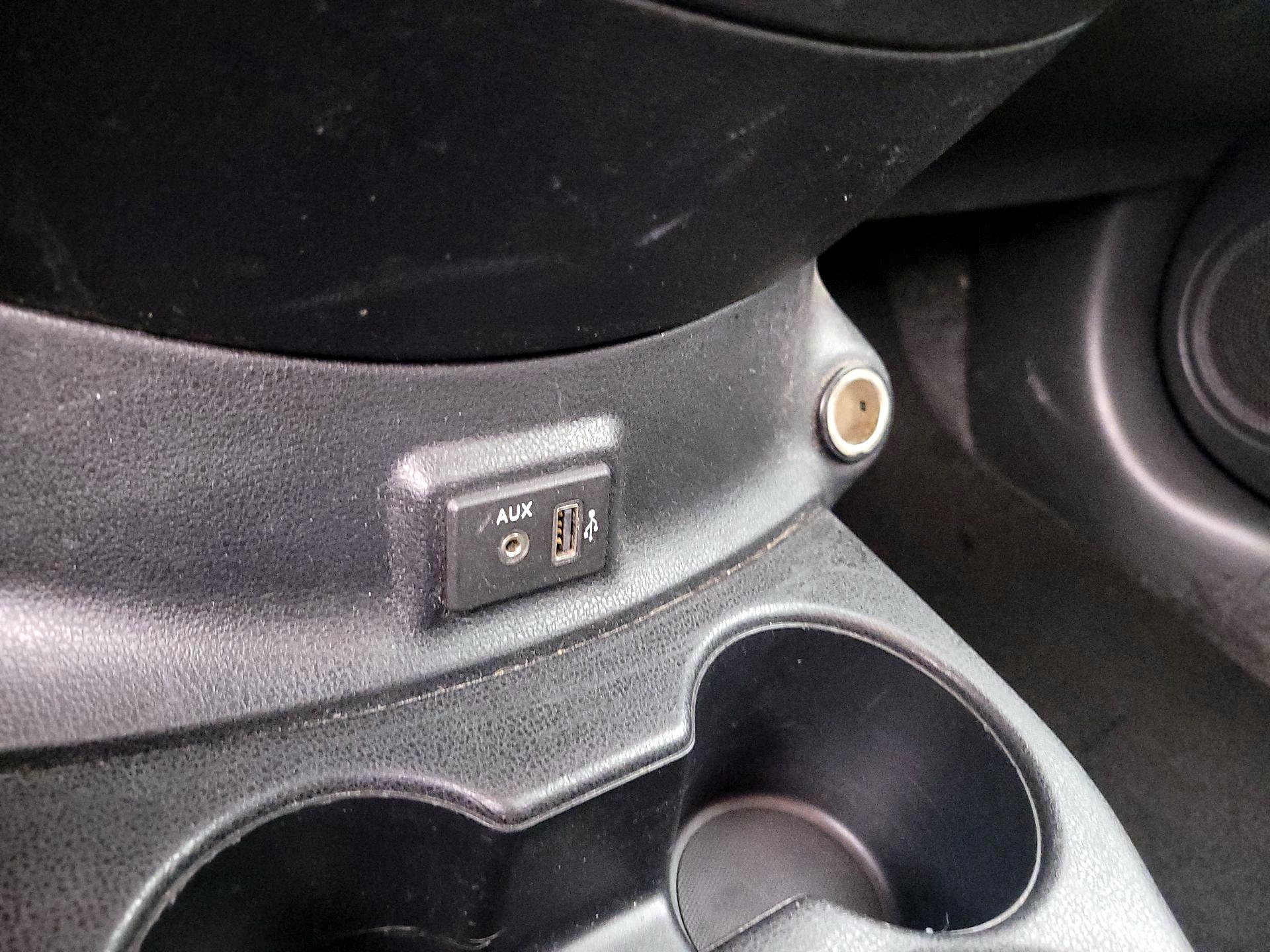 Thumbnail: 2019 Nissan Versa - 18