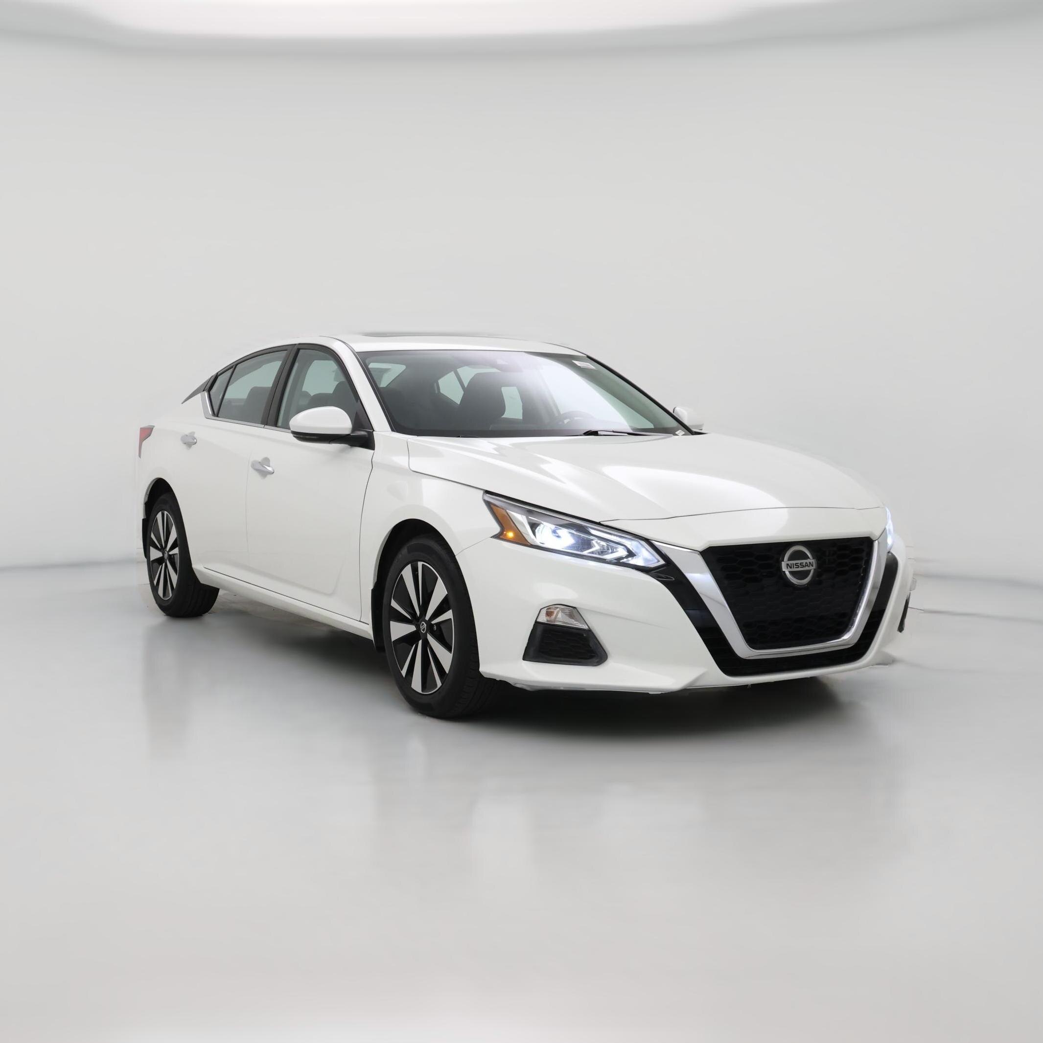 Thumbnail: 2022 Nissan Altima - 1
