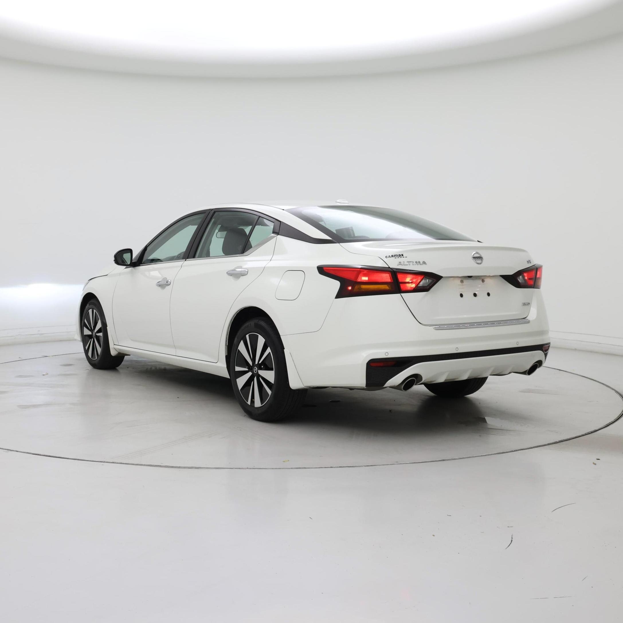 Thumbnail: 2022 Nissan Altima - 2