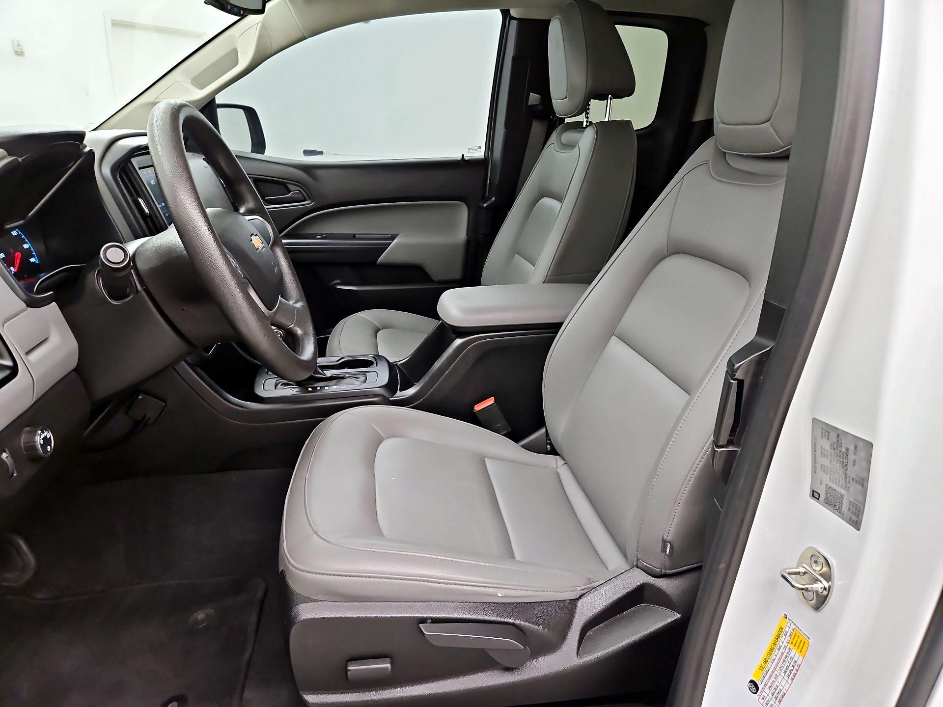 Thumbnail: 2019 Chevrolet Colorado - 11