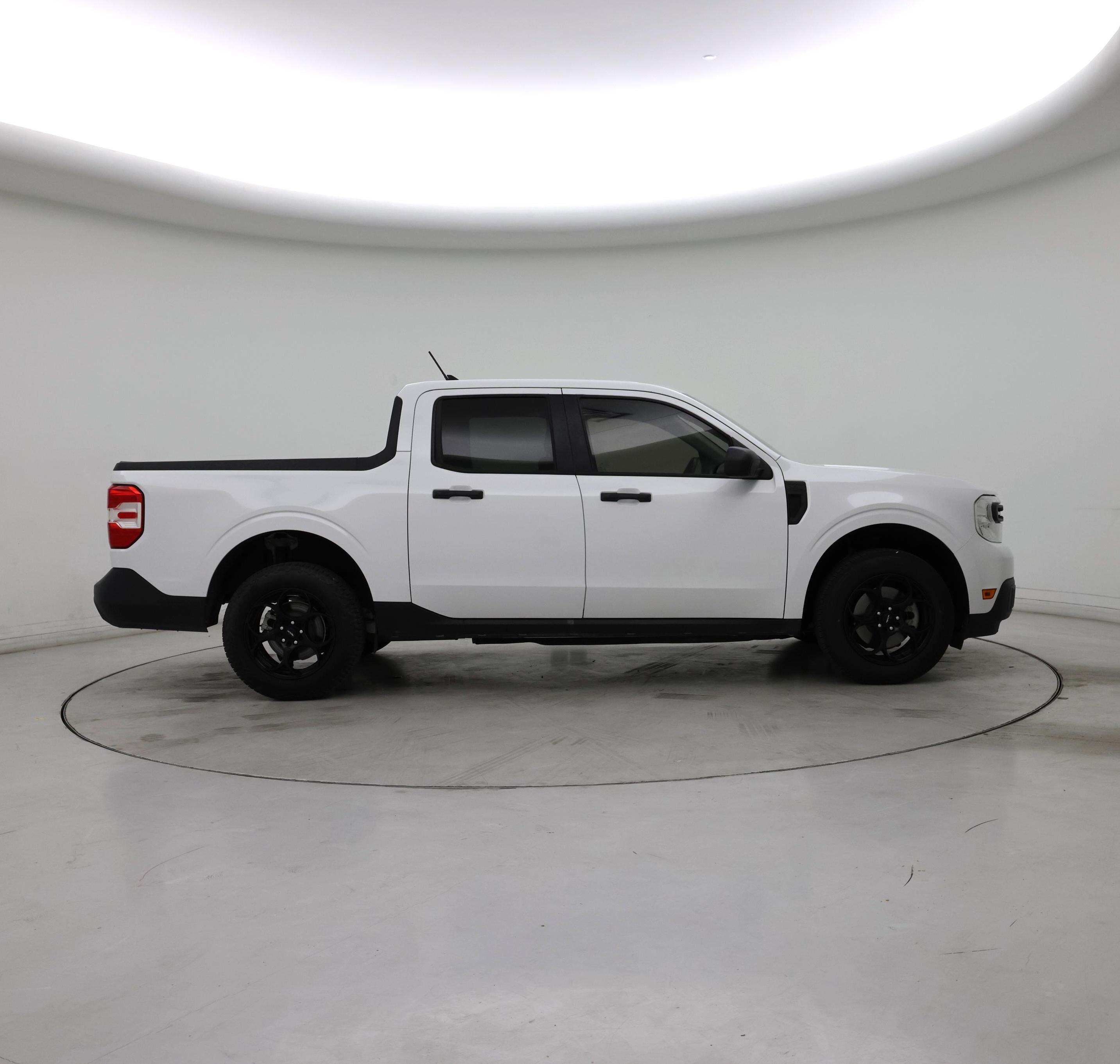 Thumbnail: 2022 Ford Maverick - 7