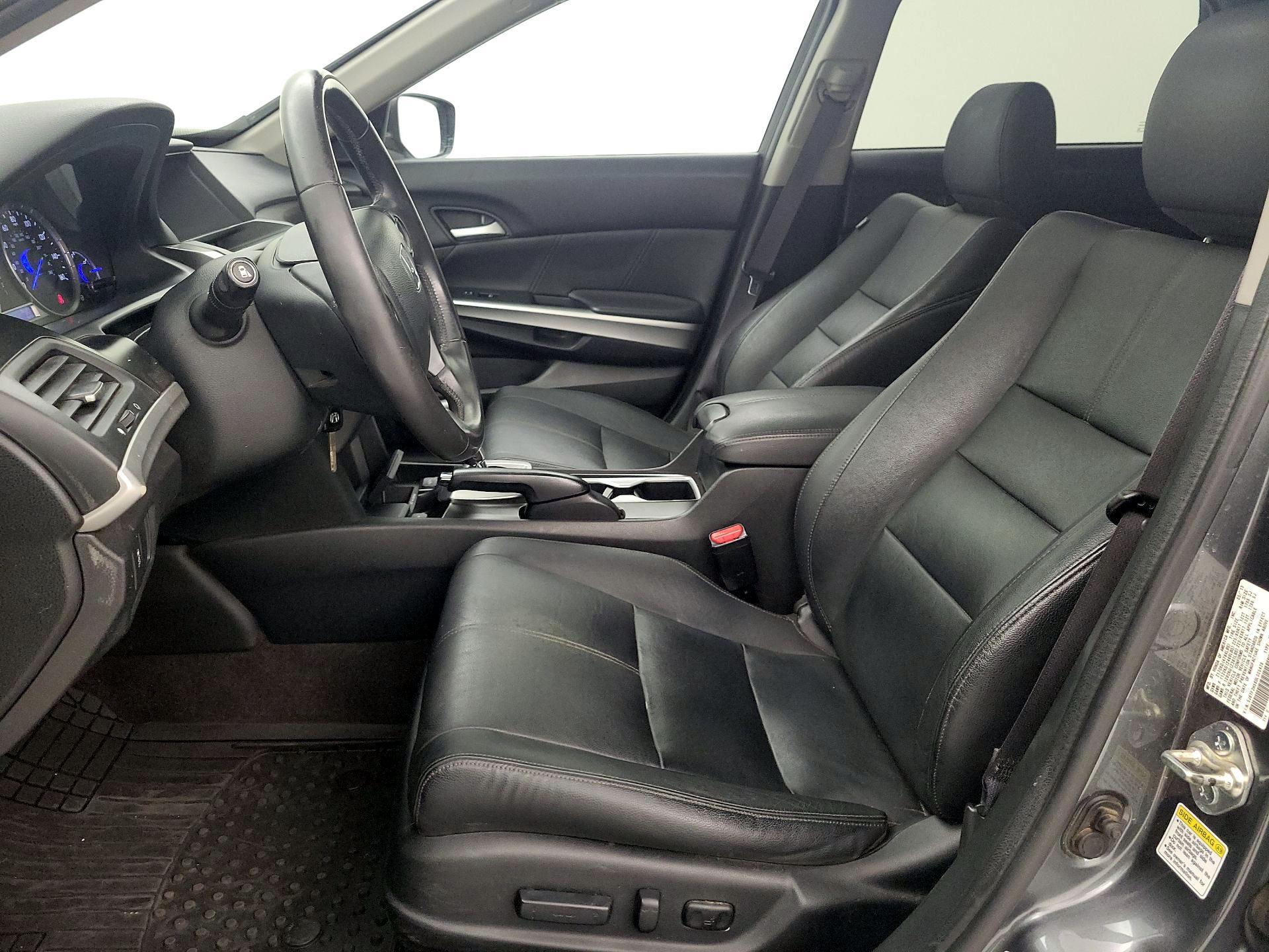 Thumbnail: 2013 Honda Accord Crosstour - 11