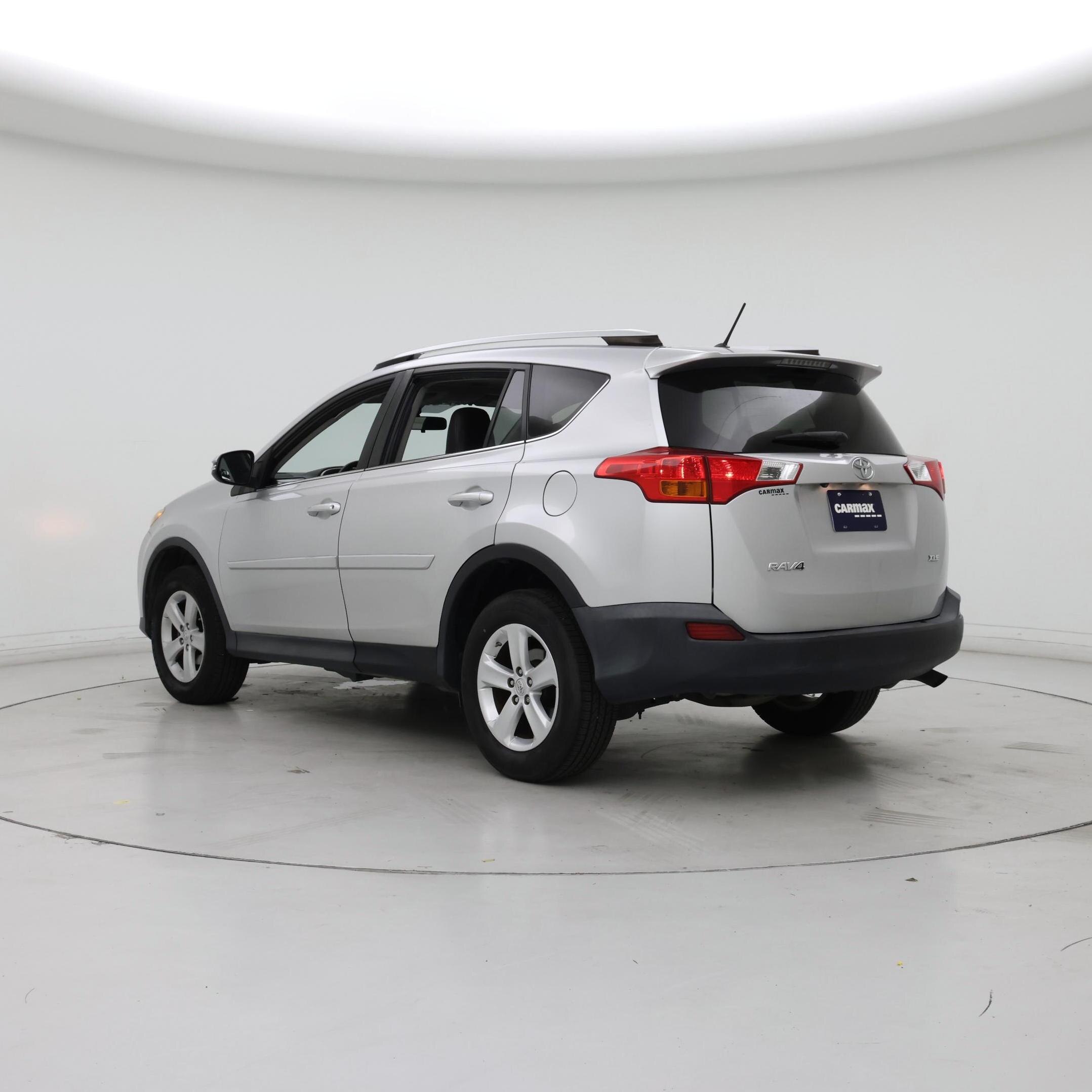 Thumbnail: 2013 Toyota RAV4 - 2