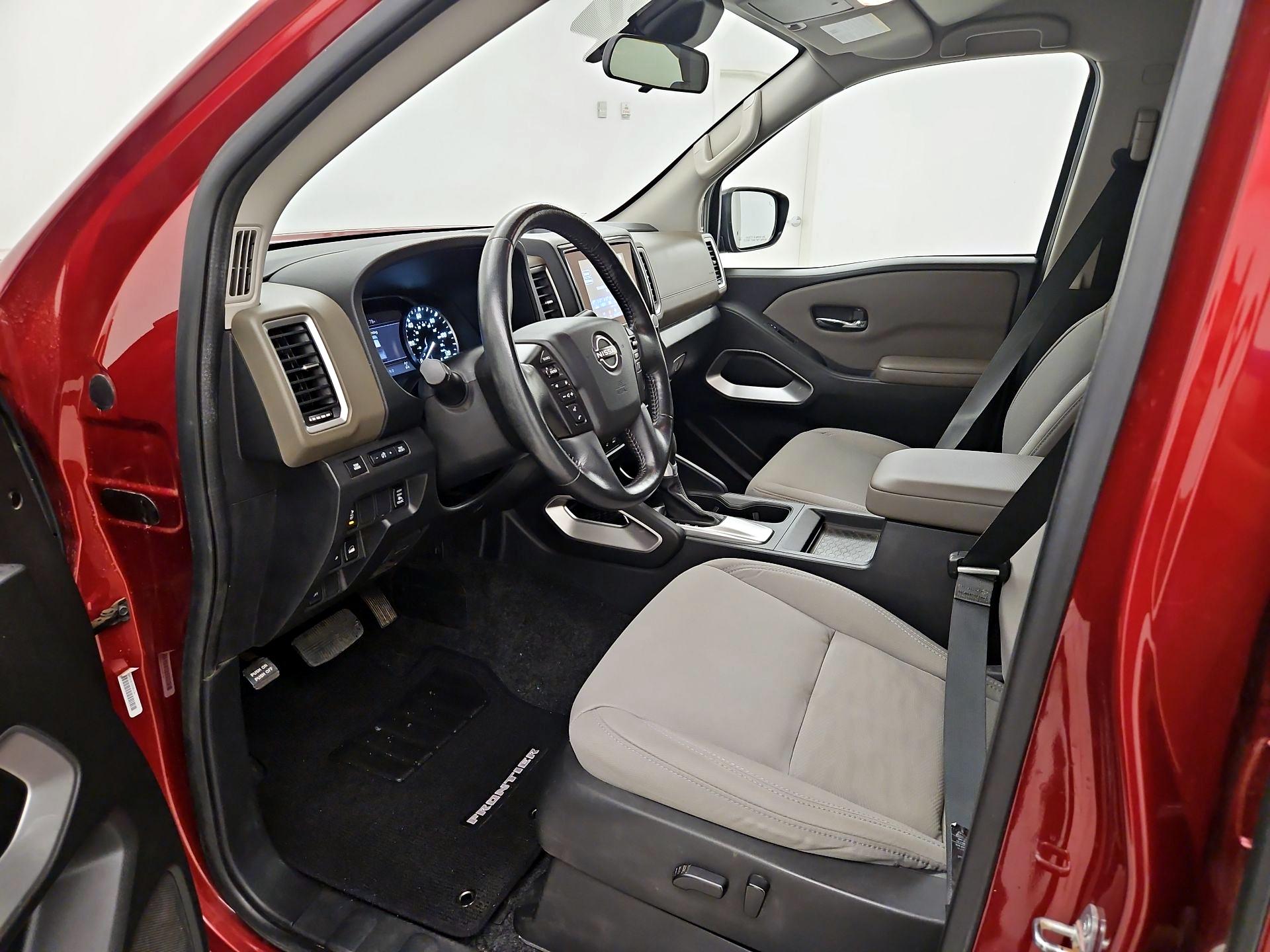 Thumbnail: 2022 Nissan Frontier - 11