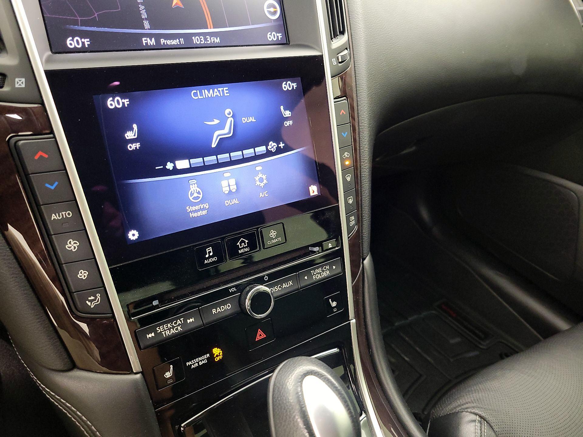 Thumbnail: 2016 INFINITI Q50 - 17