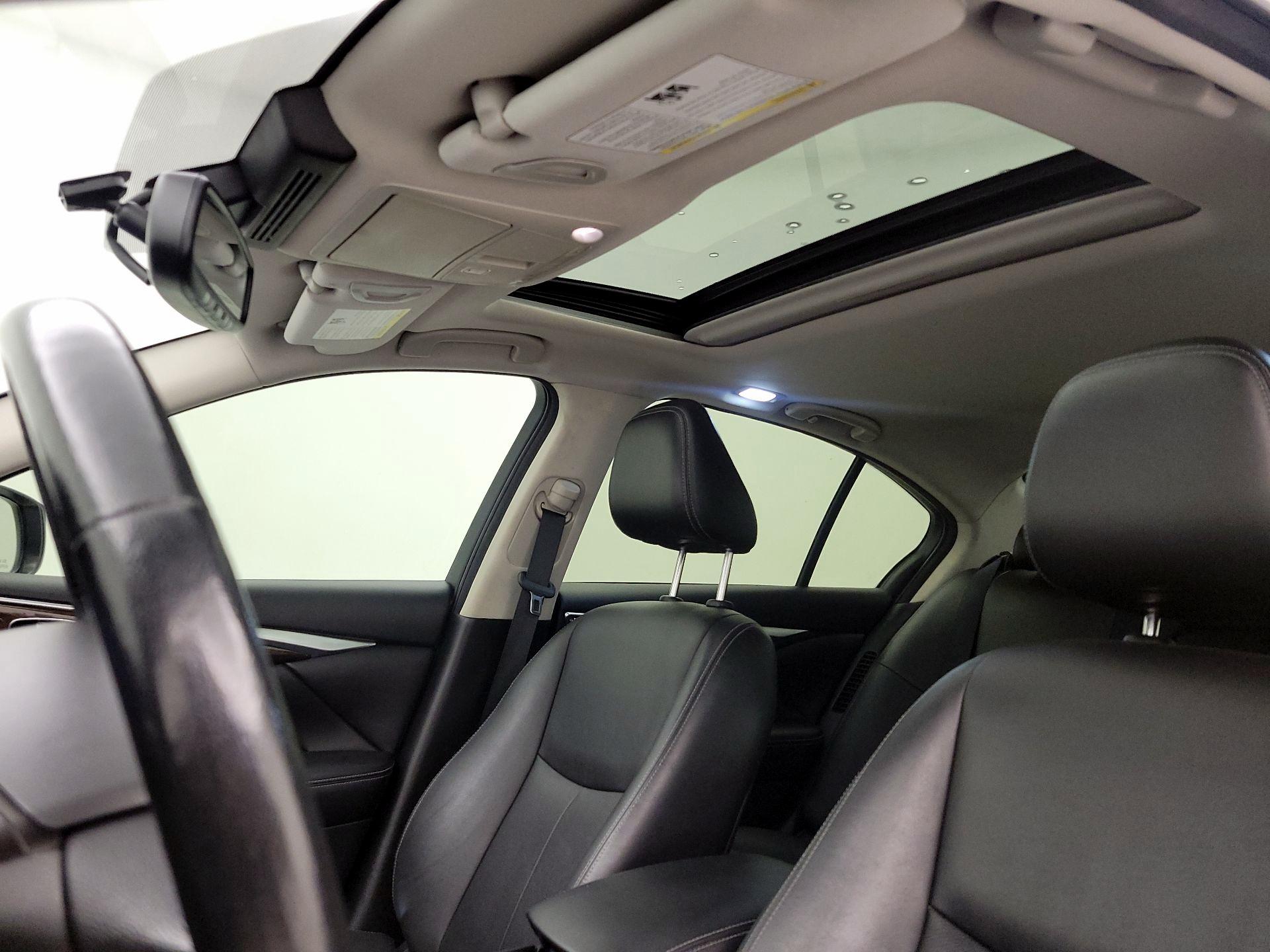 Thumbnail: 2016 INFINITI Q50 - 20