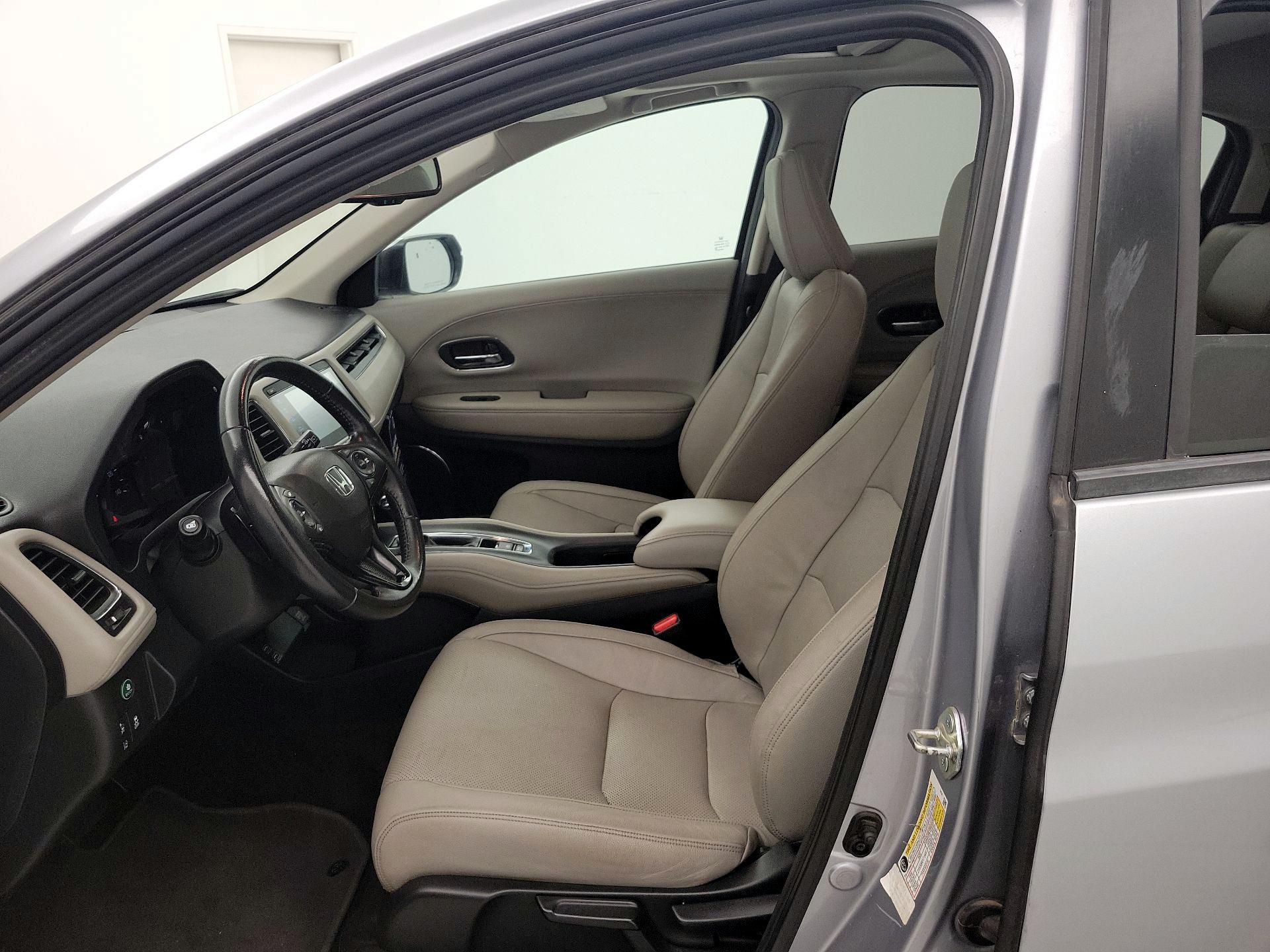 Thumbnail: 2019 Honda HR-V - 11