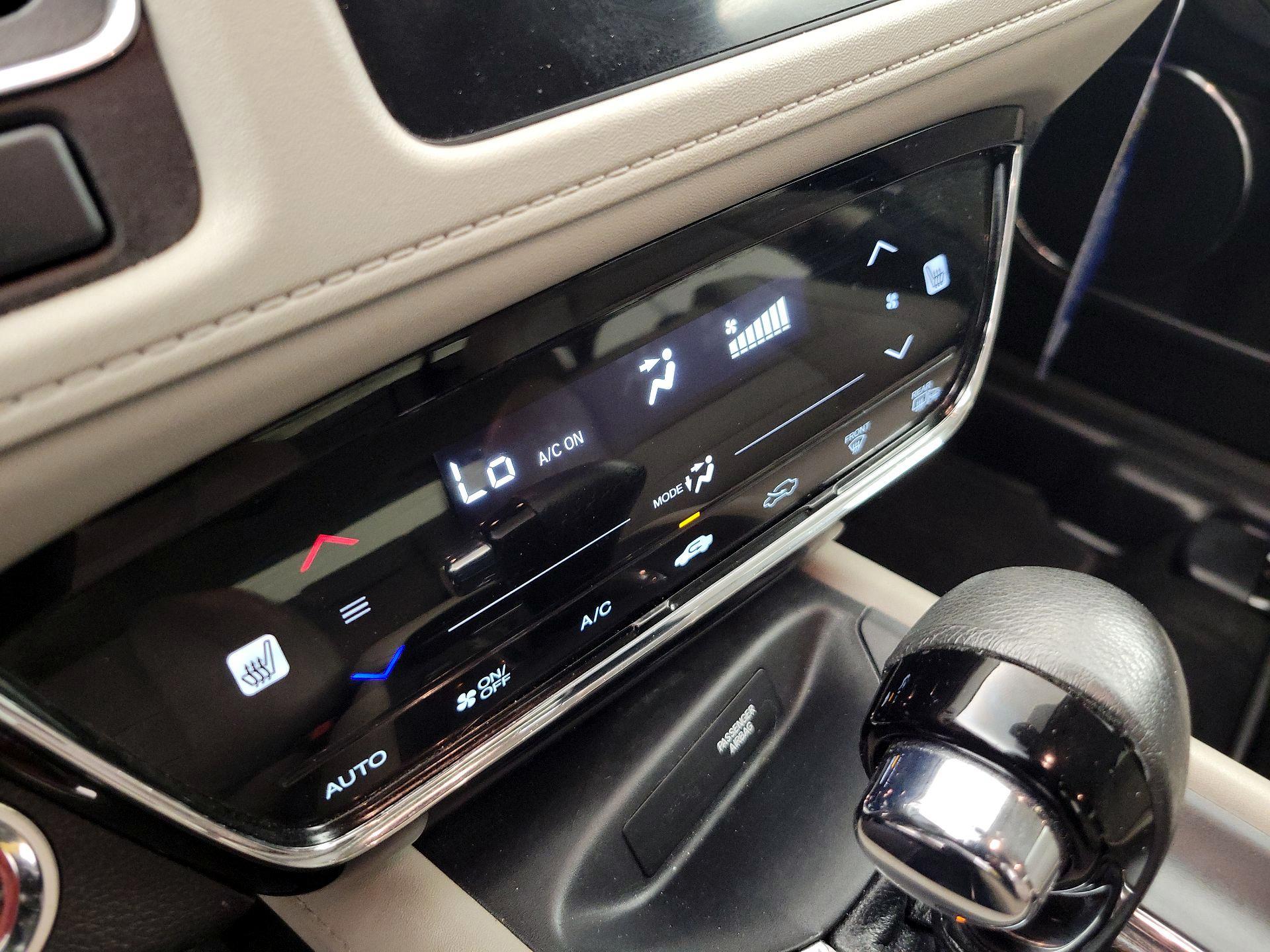 Thumbnail: 2019 Honda HR-V - 16