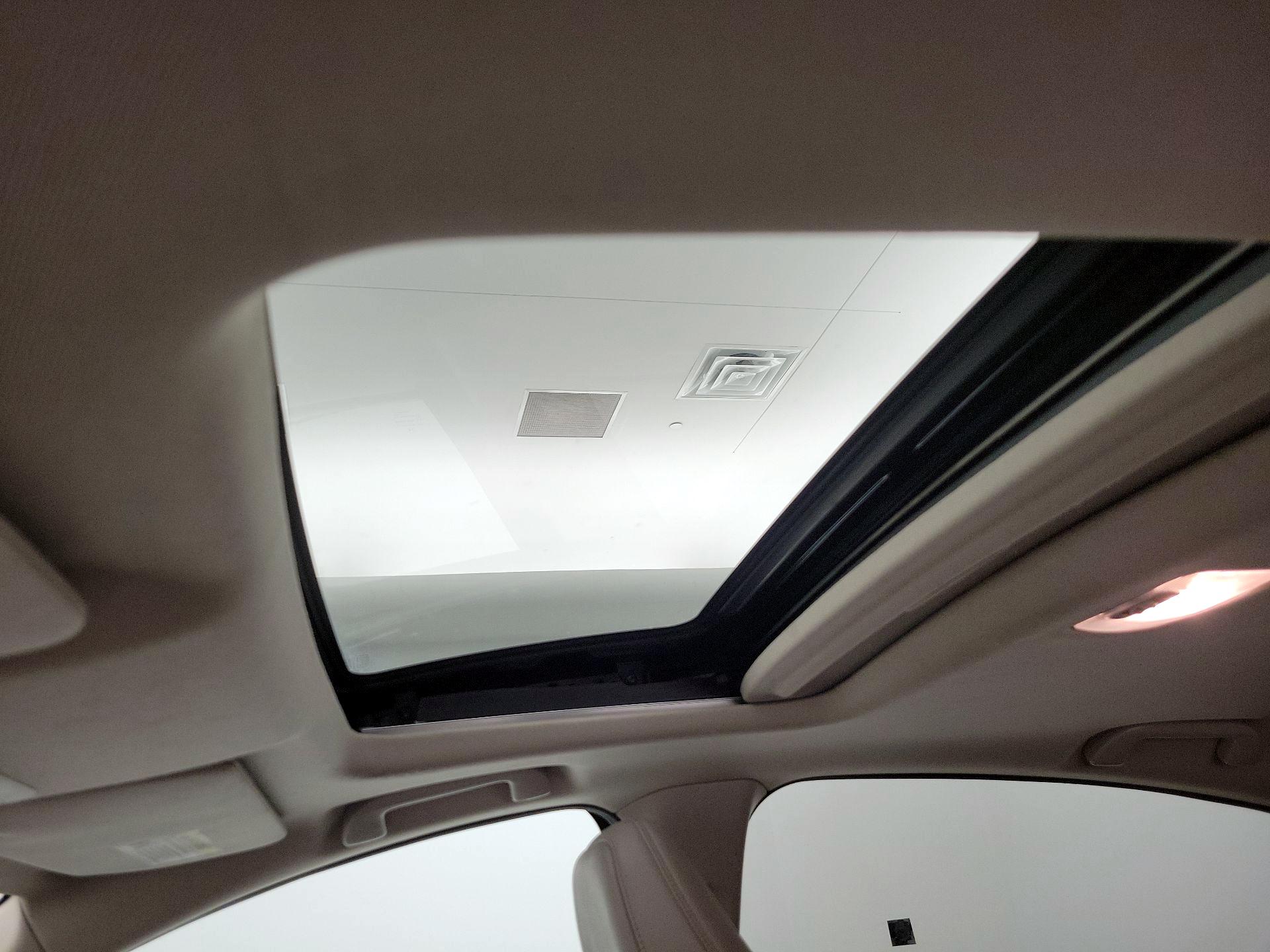 Thumbnail: 2019 Honda HR-V - 19