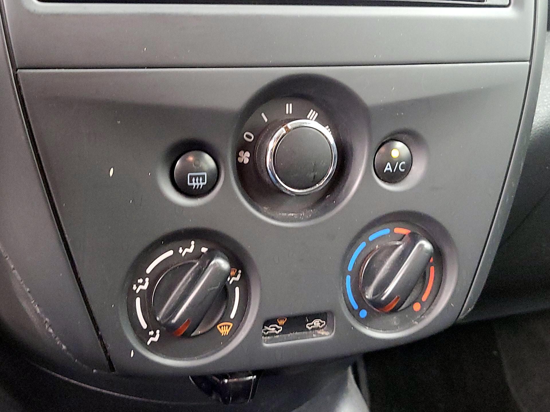 Thumbnail: 2017 Nissan Versa - 15