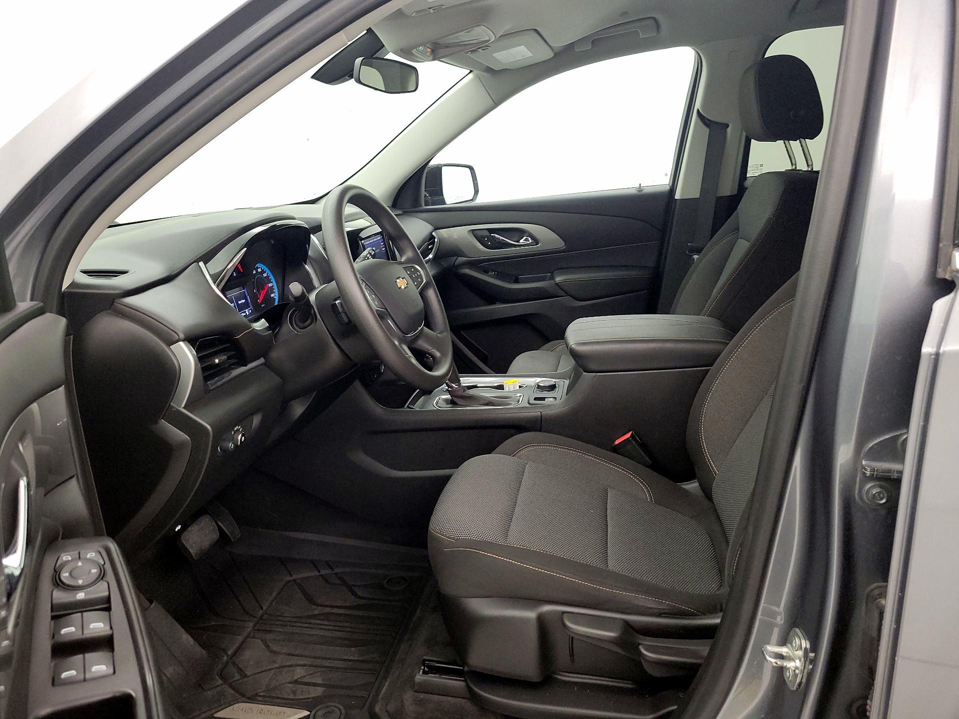 Thumbnail: 2020 Chevrolet Traverse - 11