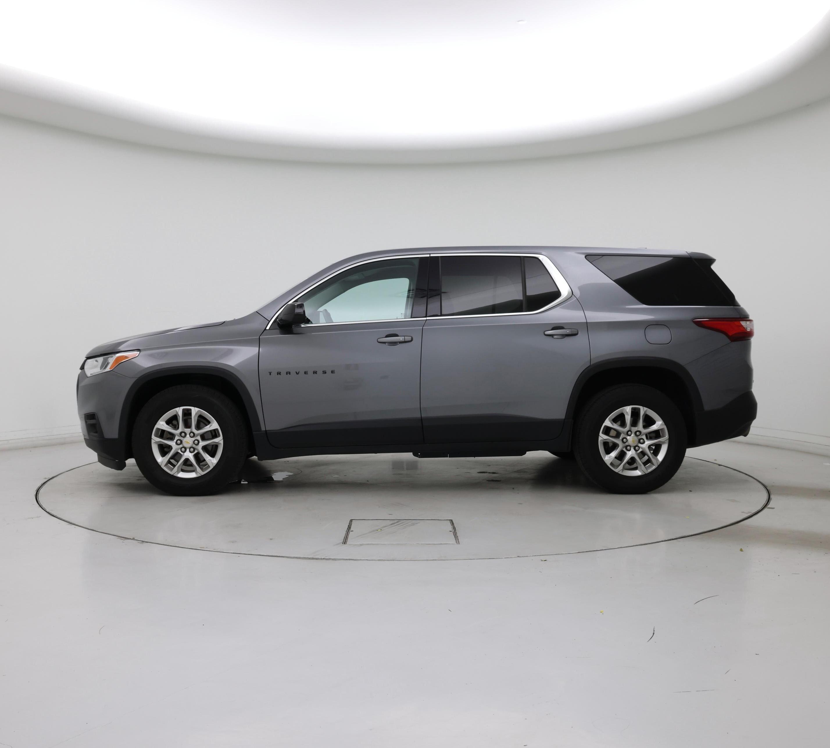 Thumbnail: 2020 Chevrolet Traverse - 3
